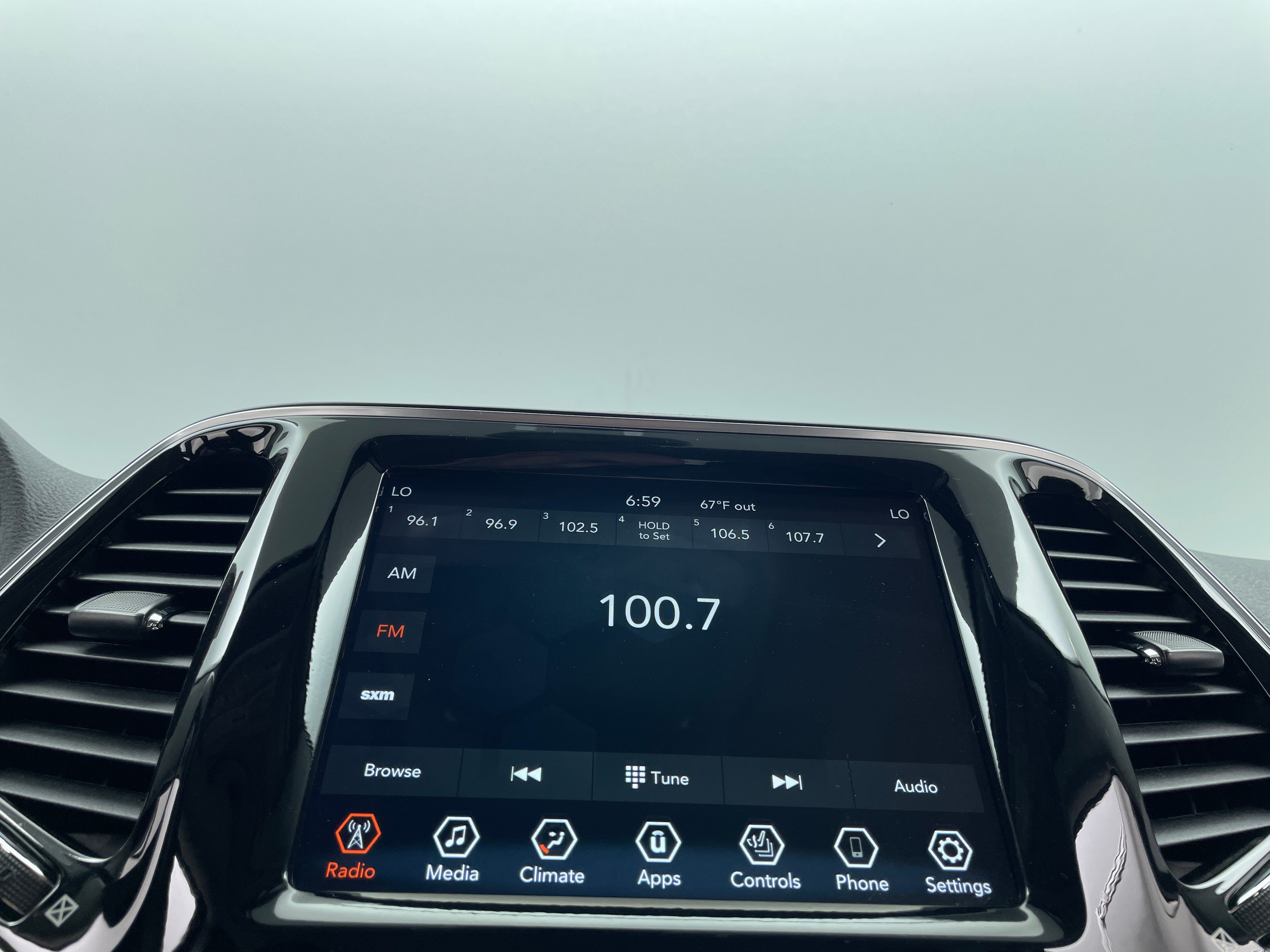 2019 Jeep Cherokee Limited Edition 3