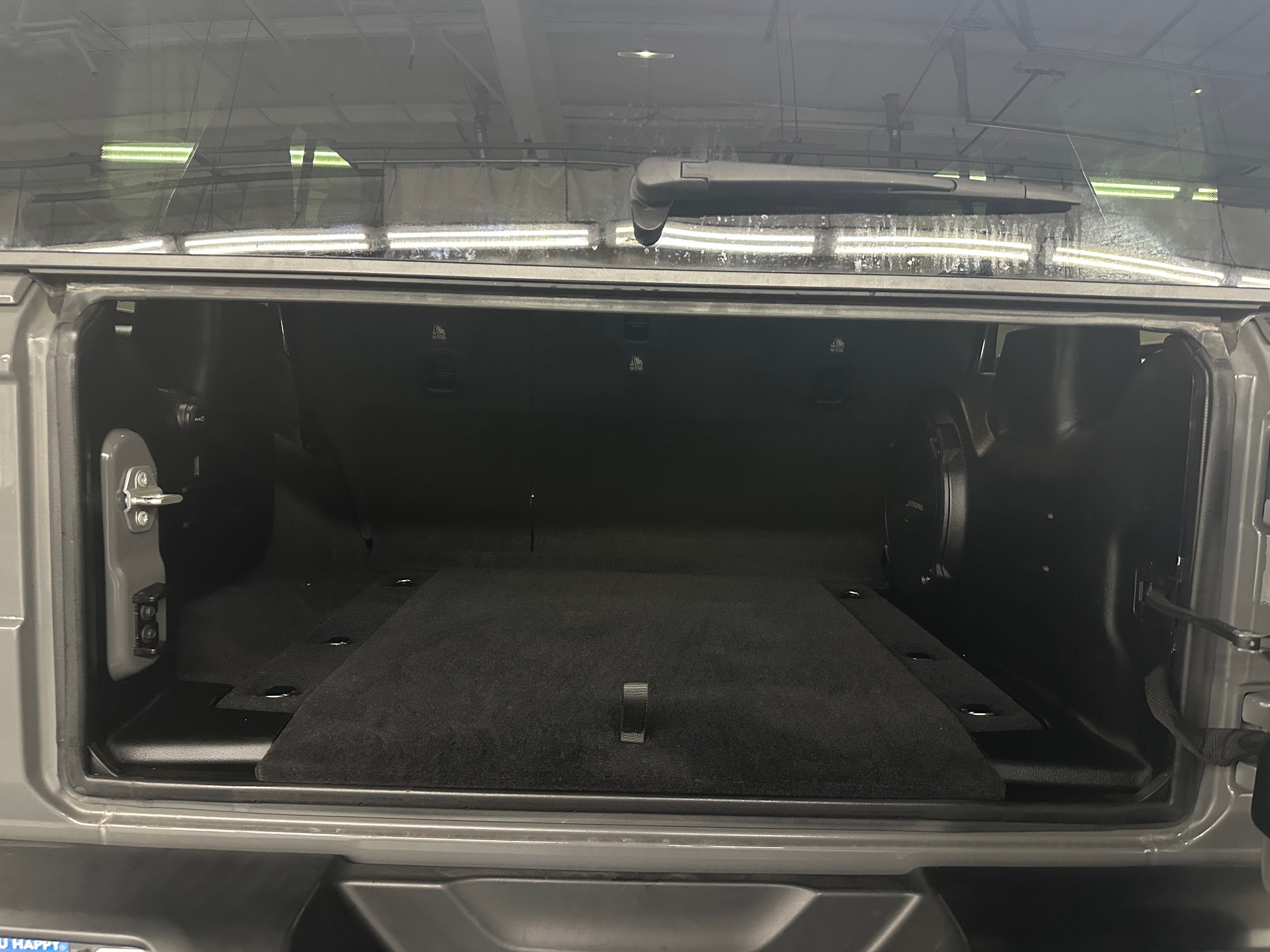 2020 Jeep Wrangler Unlimited Sahara 6