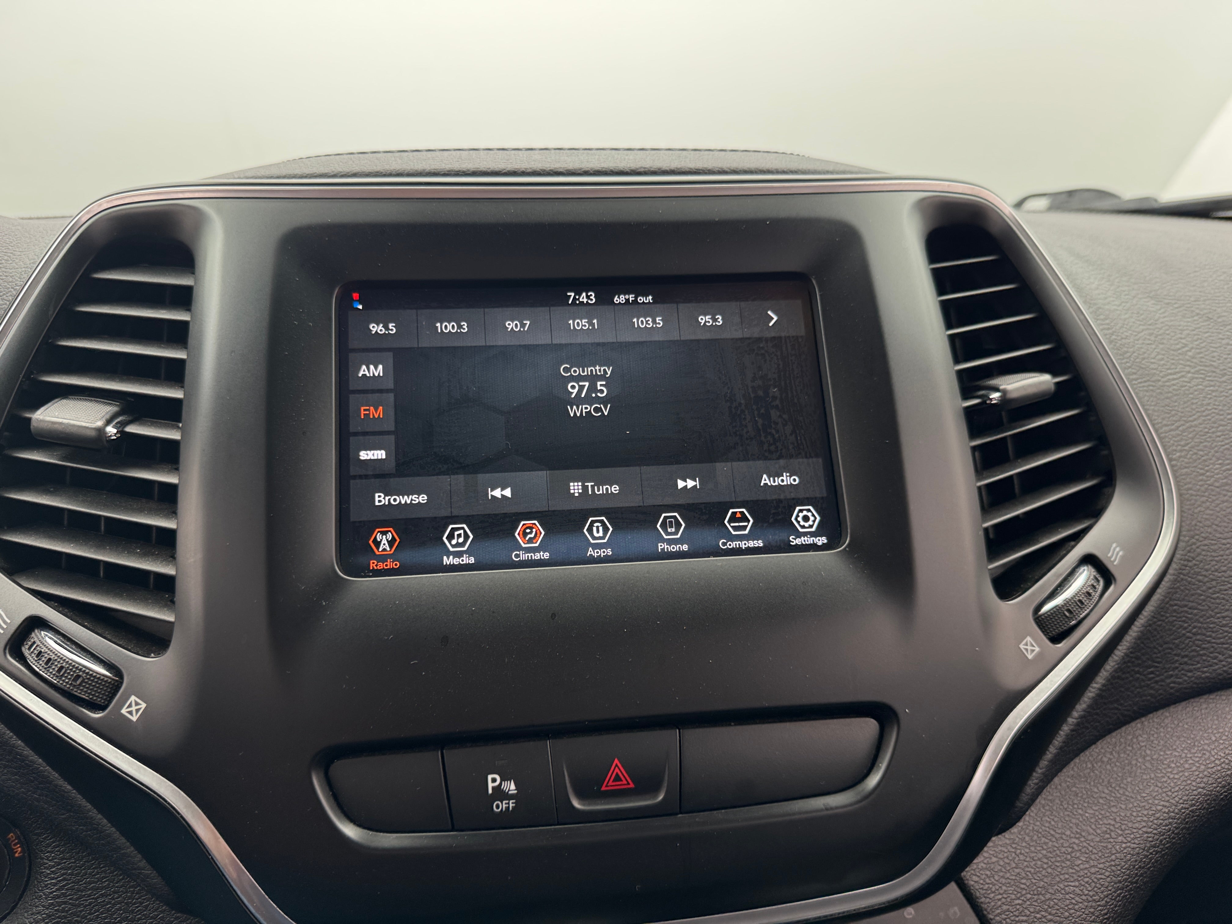 2019 Jeep Cherokee Latitude 3