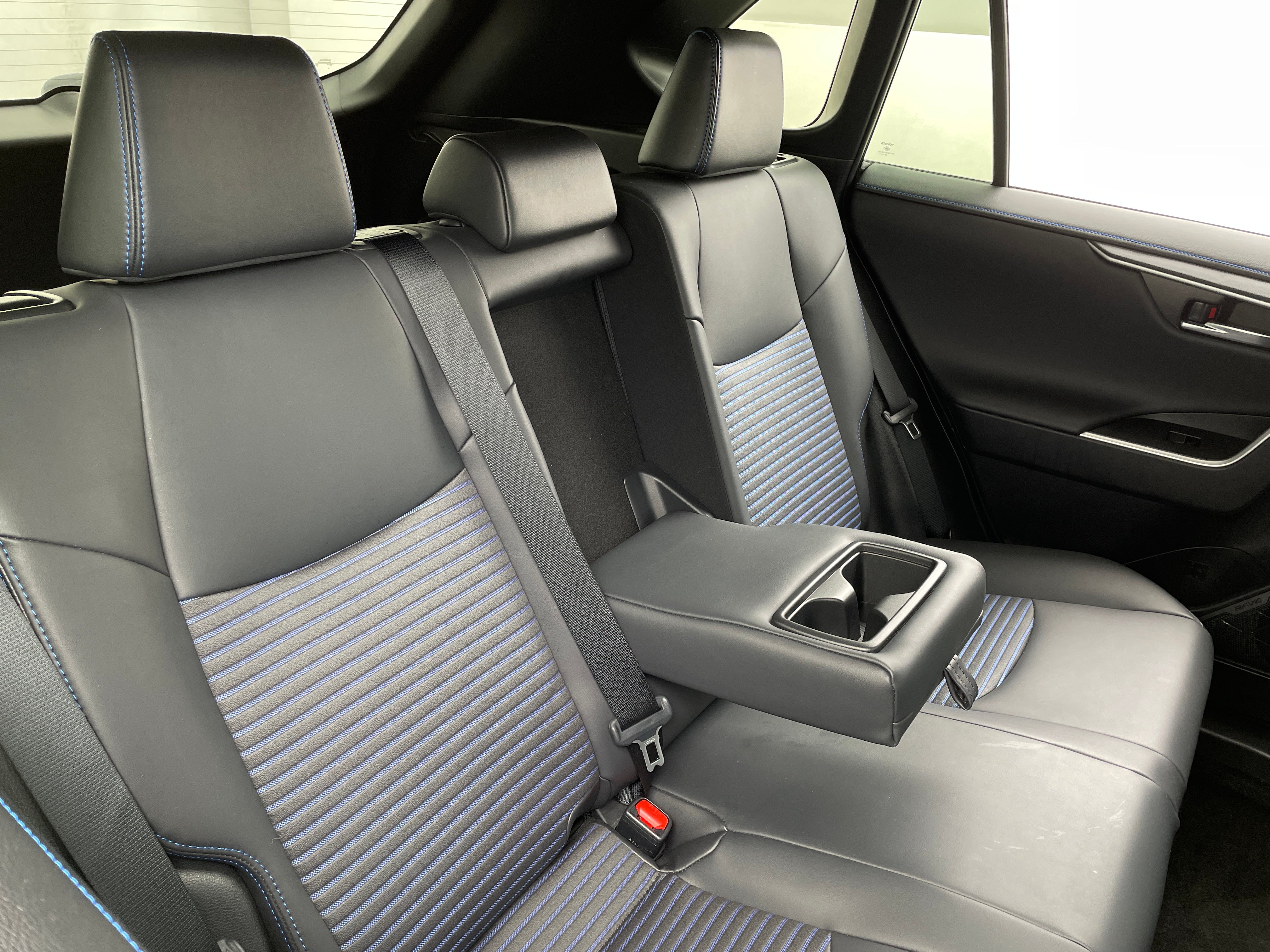 2021 Toyota RAV4 XSE 6