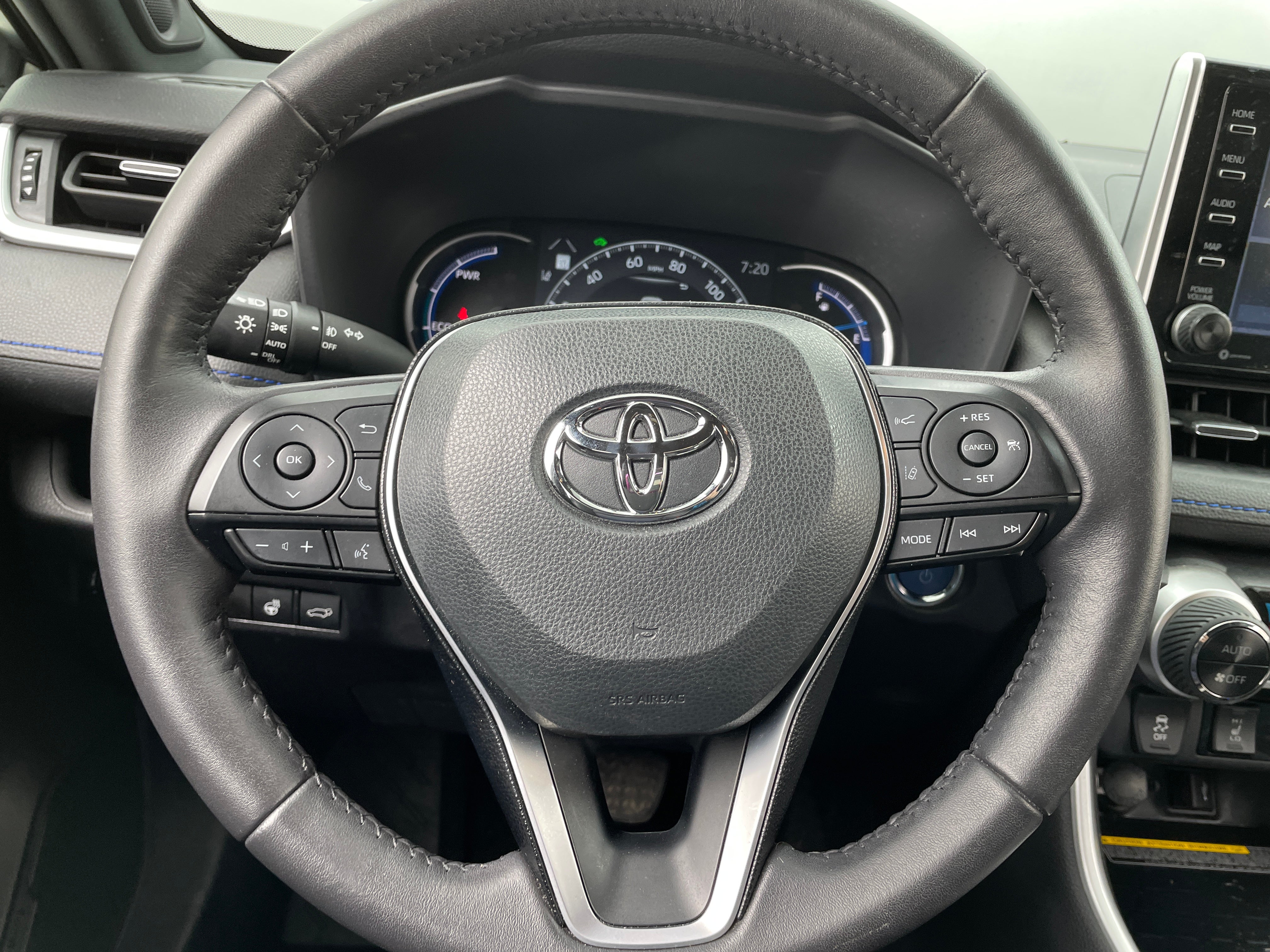 2021 Toyota RAV4 XSE 5