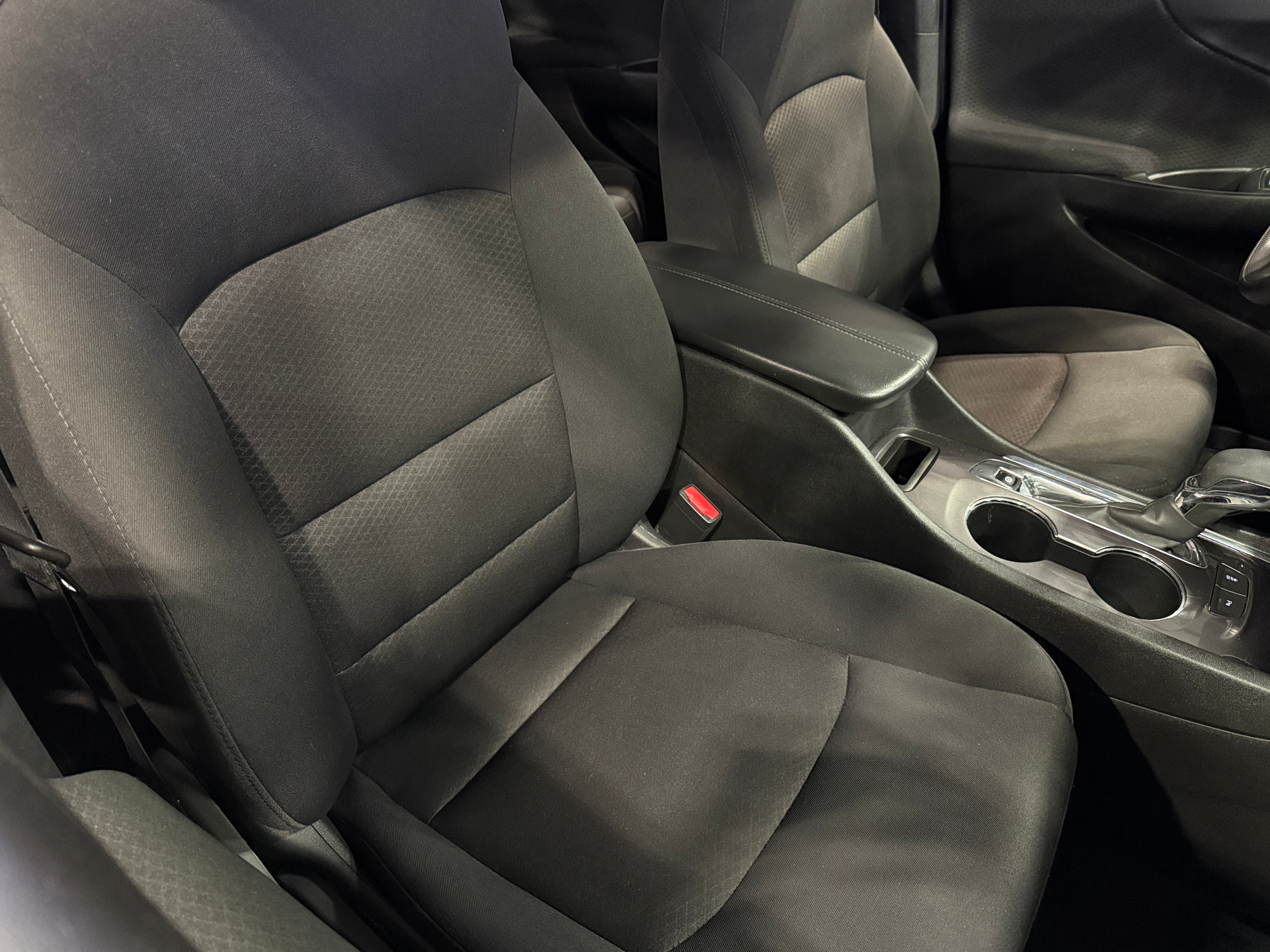 2023 Chevrolet Malibu LT 2