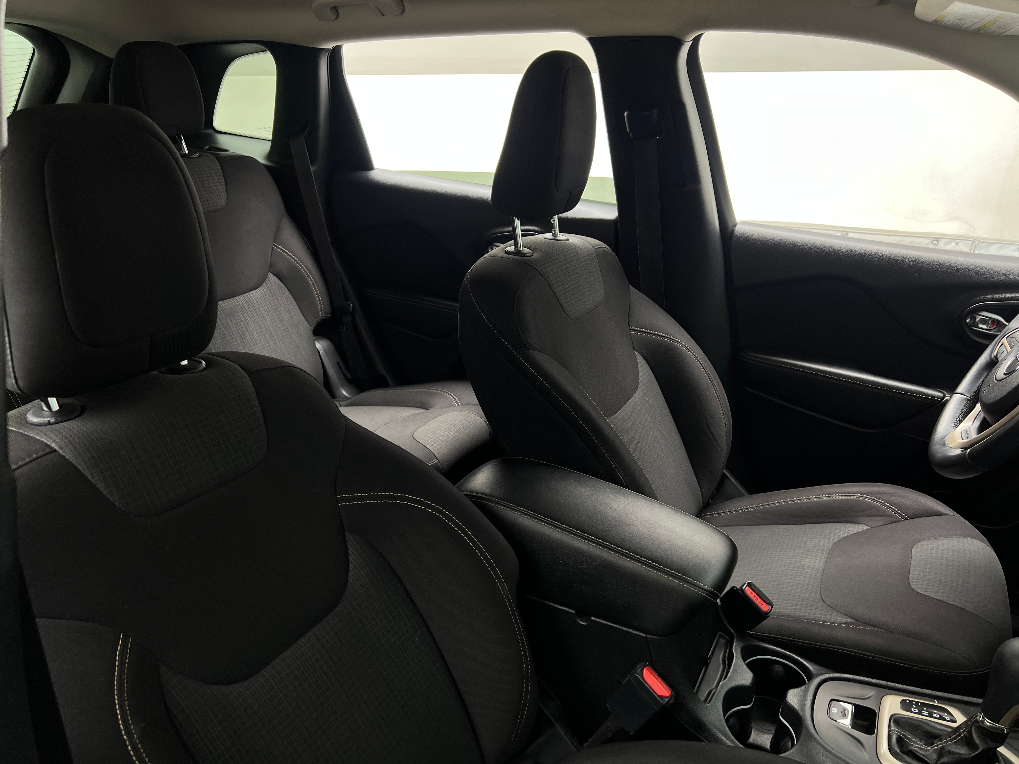 2016 Jeep Cherokee Latitude 2