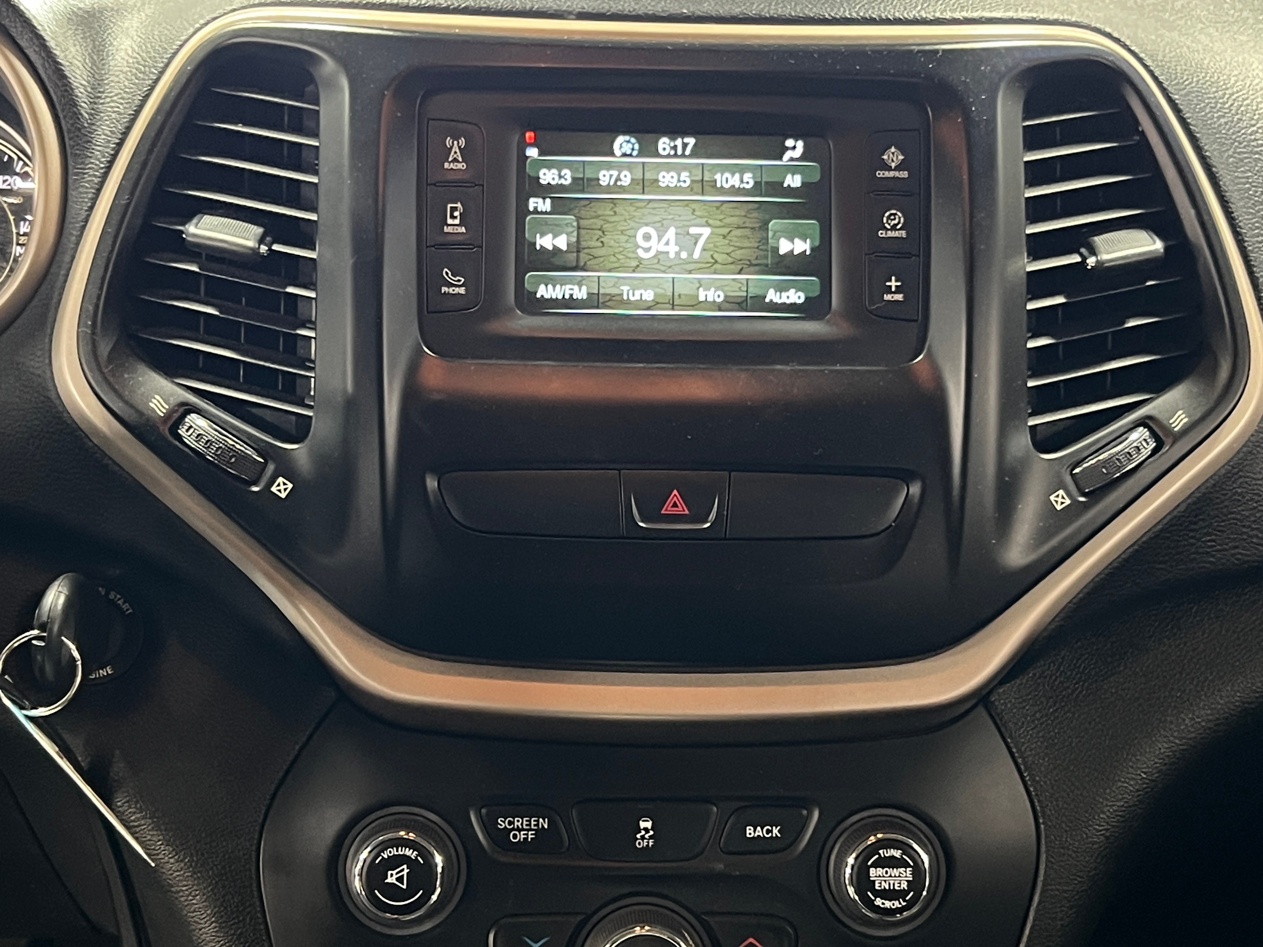 2016 Jeep Cherokee Latitude 4