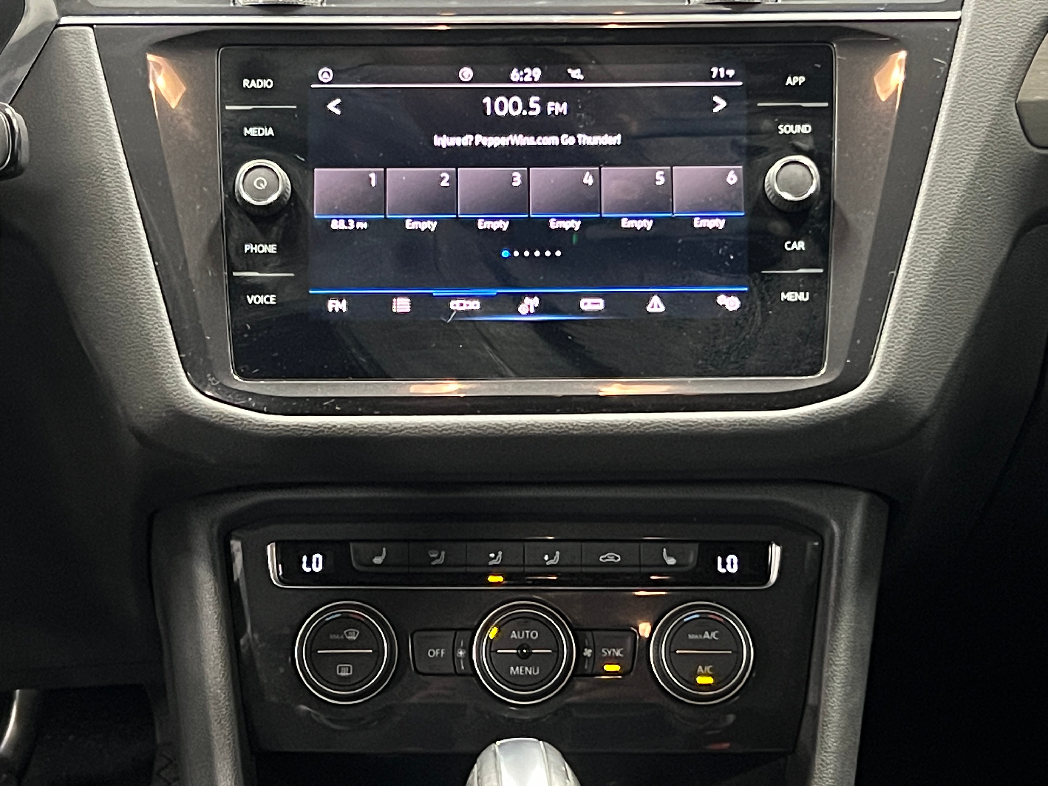 2021 Volkswagen Tiguan SE 3