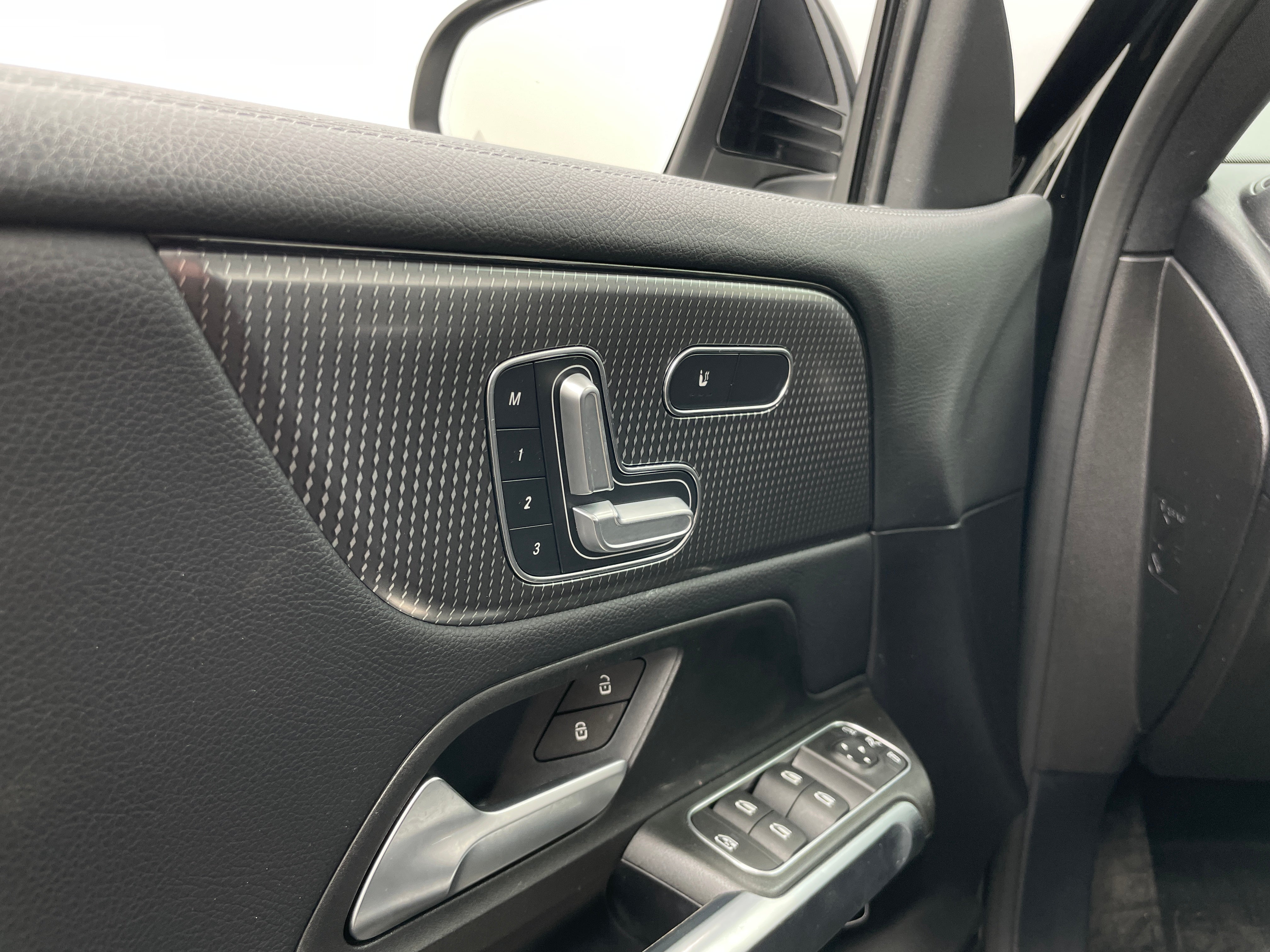 2021 Mercedes-Benz GLB