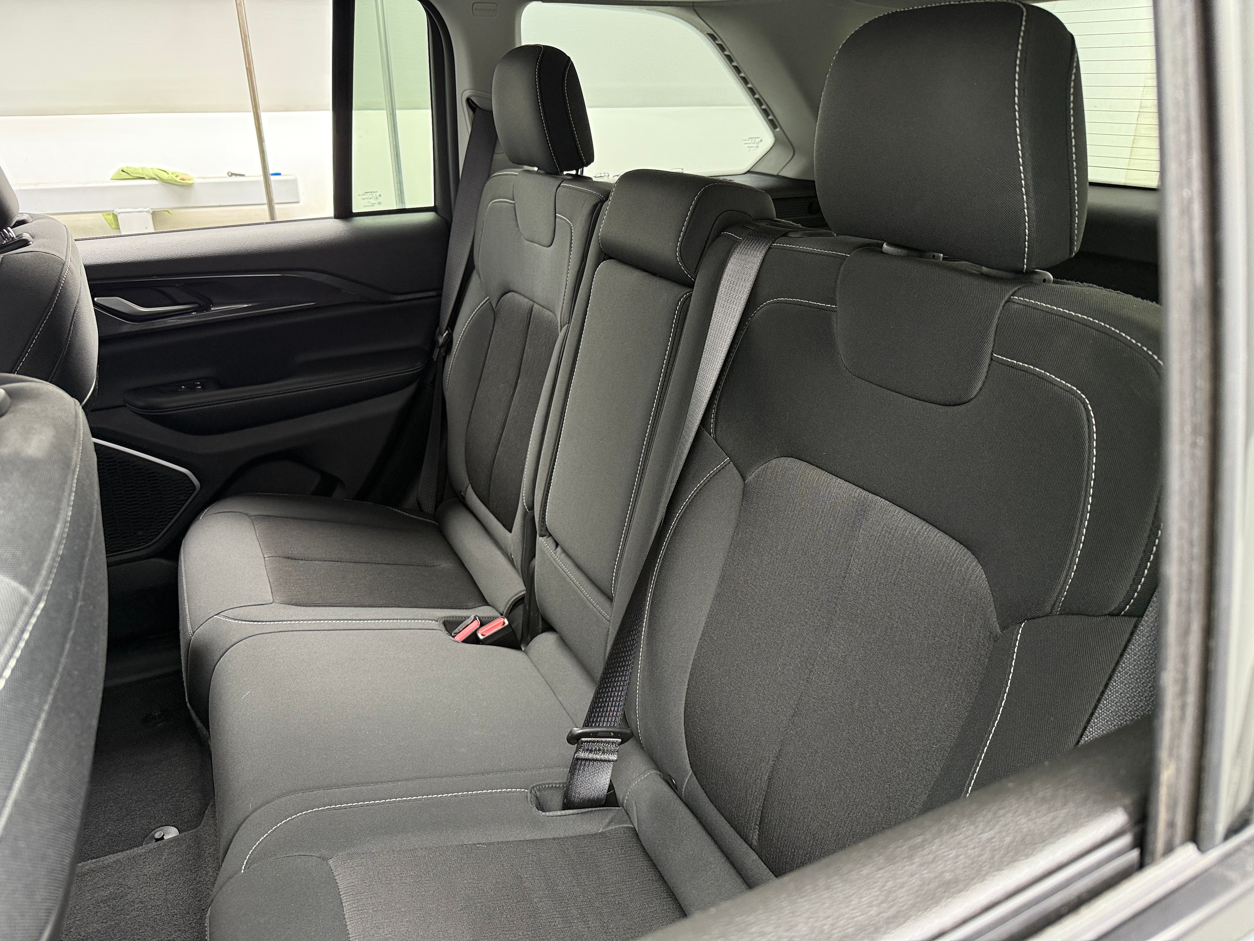 2022 Jeep Grand Cherokee Laredo 6