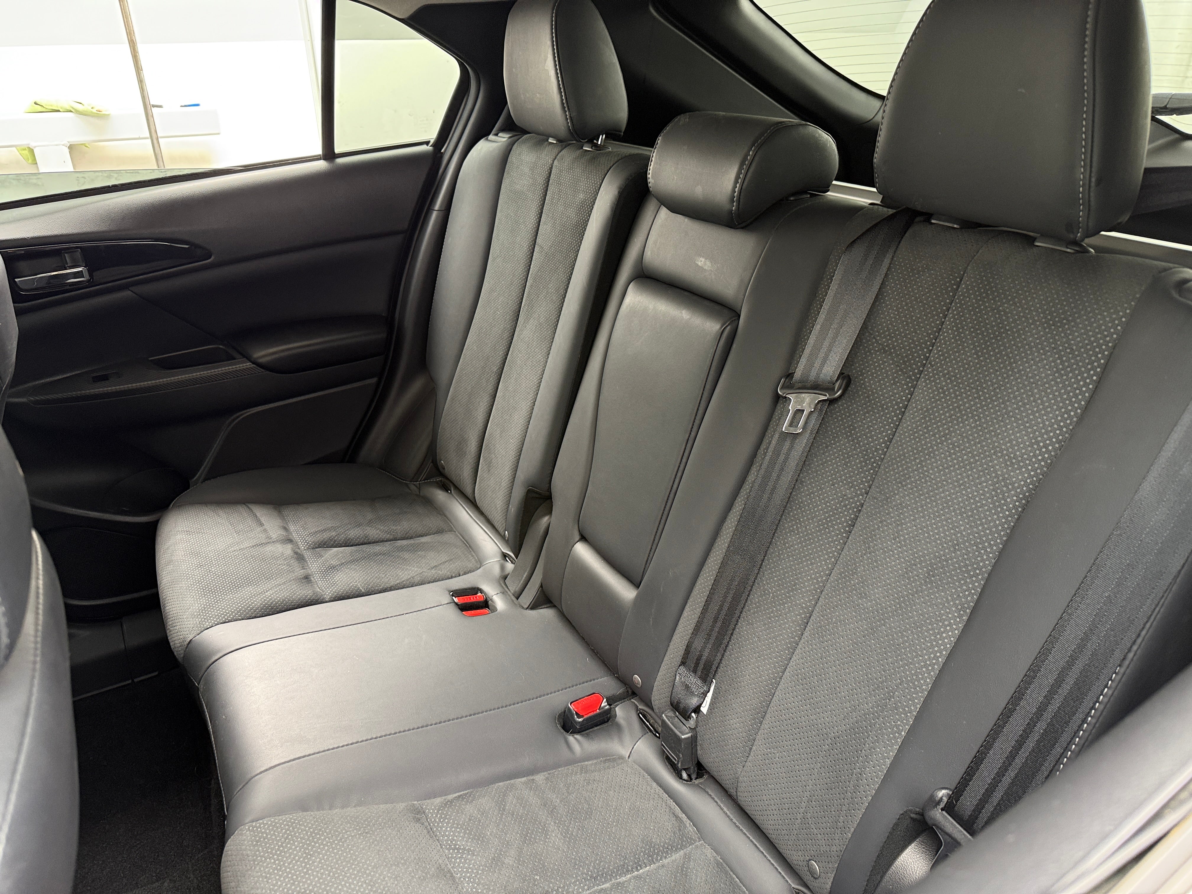 2022 Mitsubishi Eclipse Cross SE 6