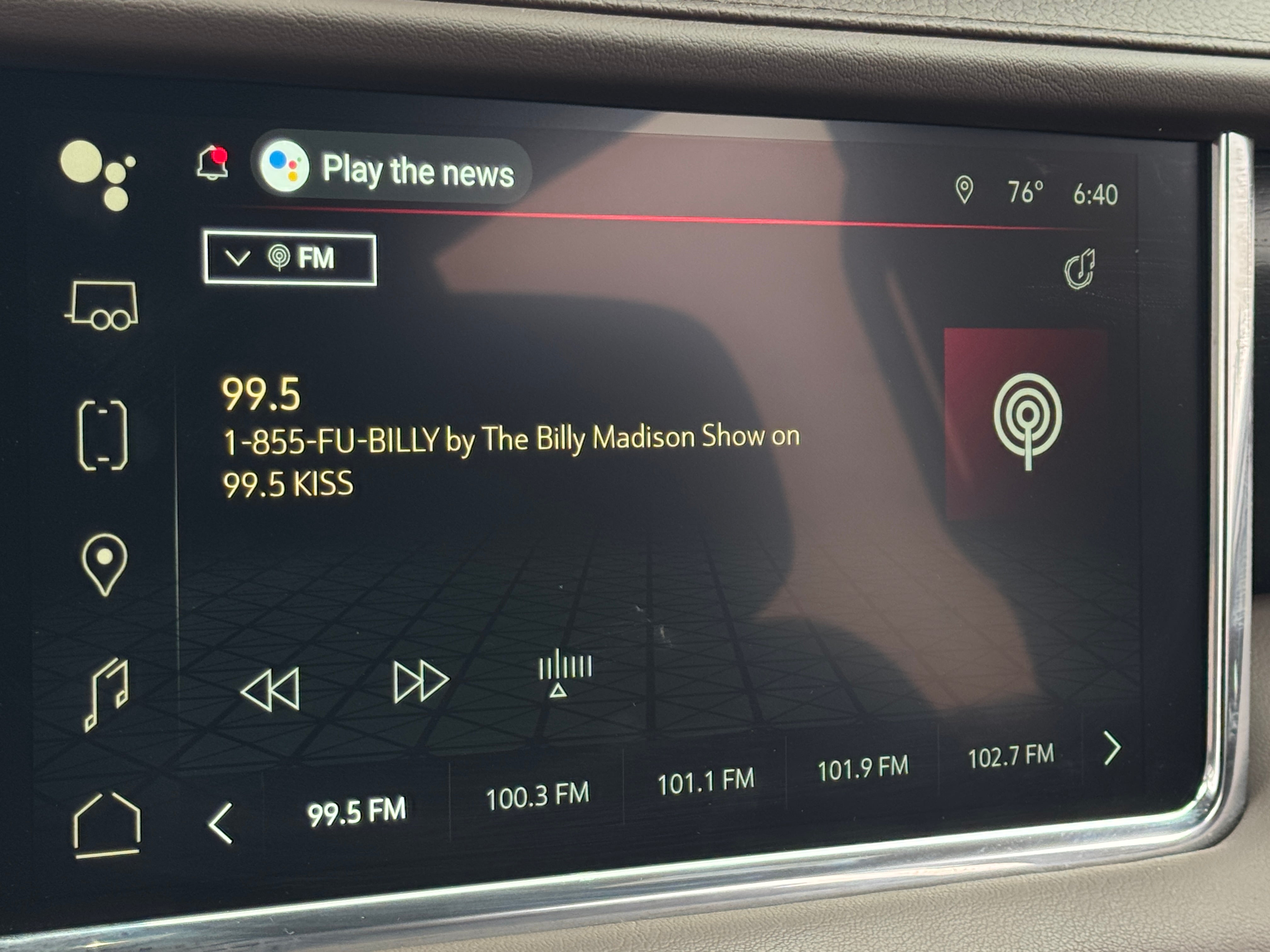 2022 GMC Yukon XL Denali 3