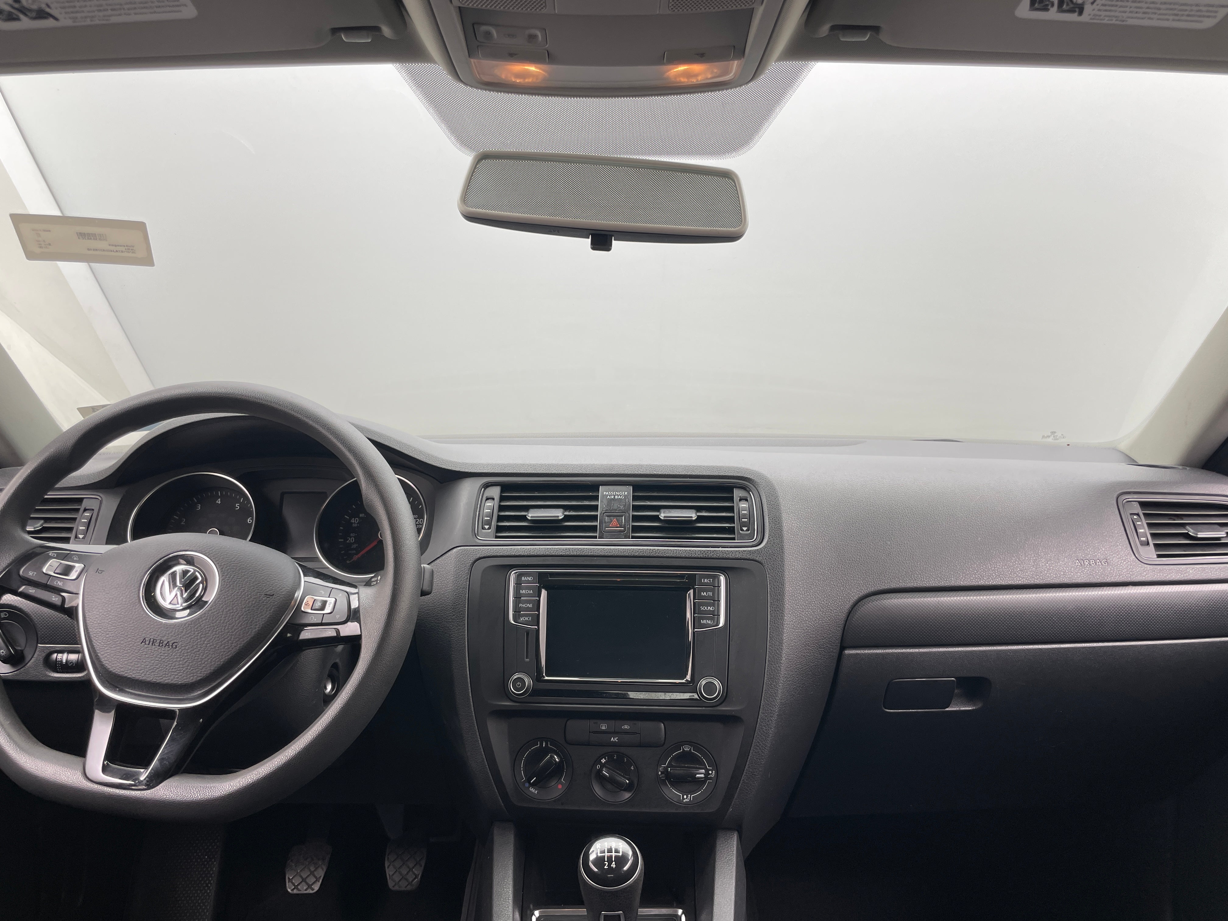 2016 Volkswagen Jetta S 3
