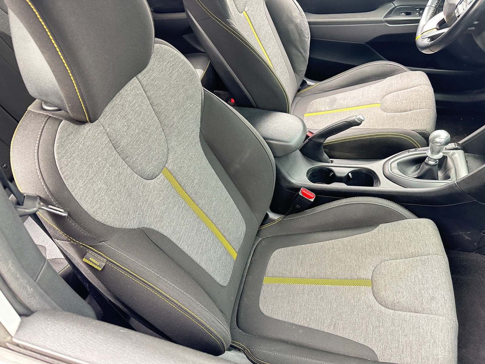 Thumbnail: 2020 Hyundai Veloster - 2