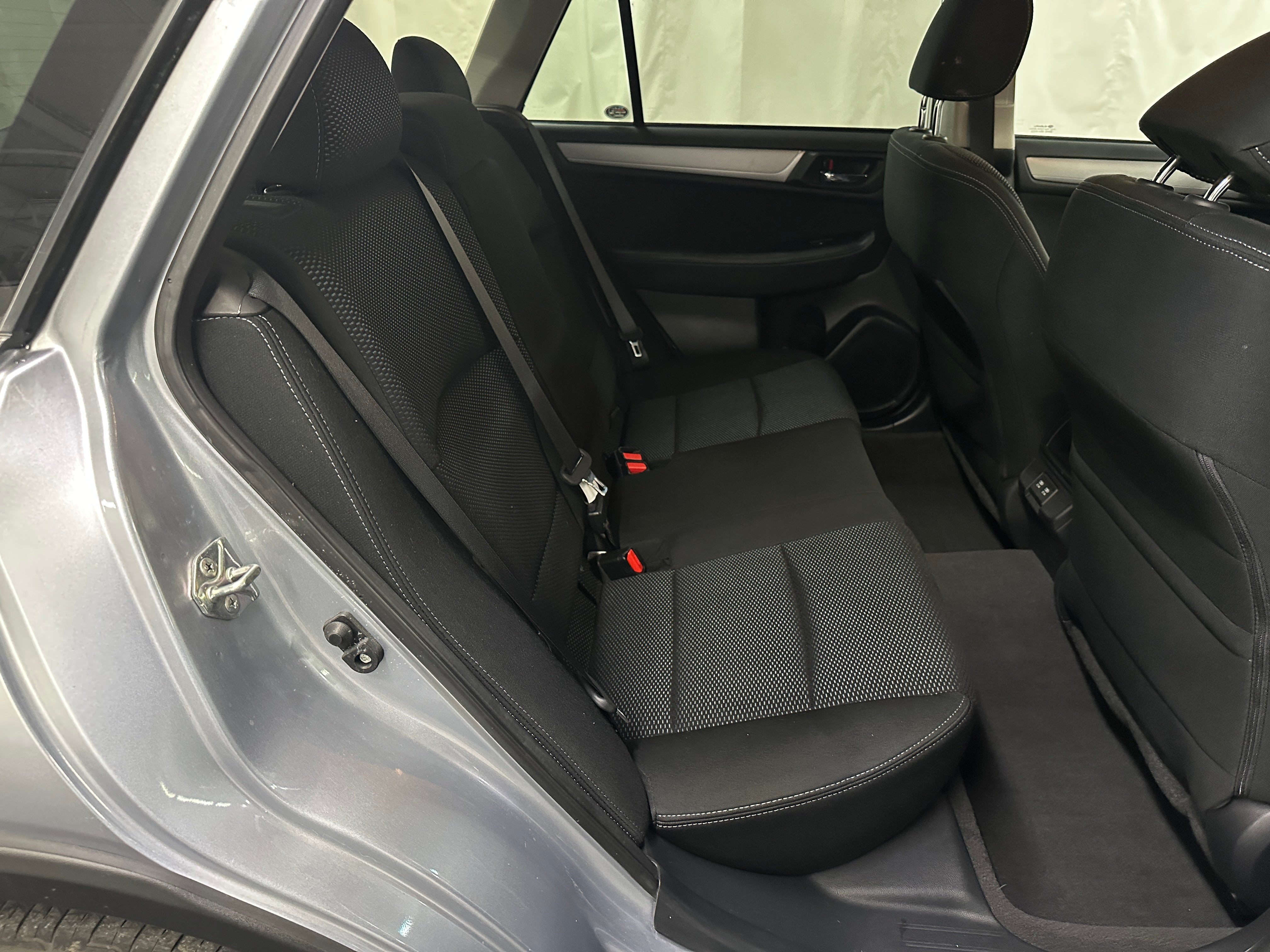 2019 Subaru Outback Premium 6
