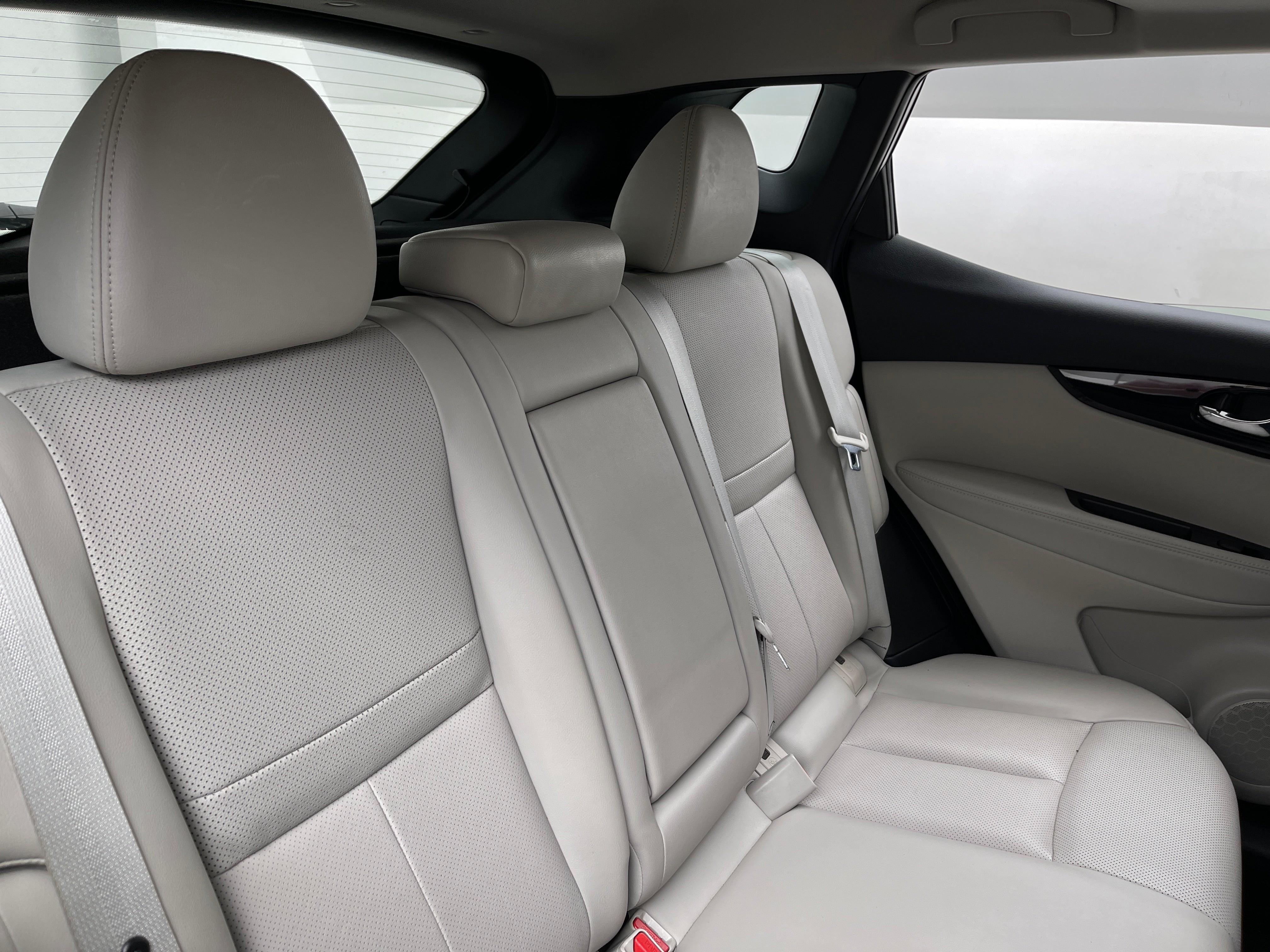 2021 Nissan Rogue Sport SL 5
