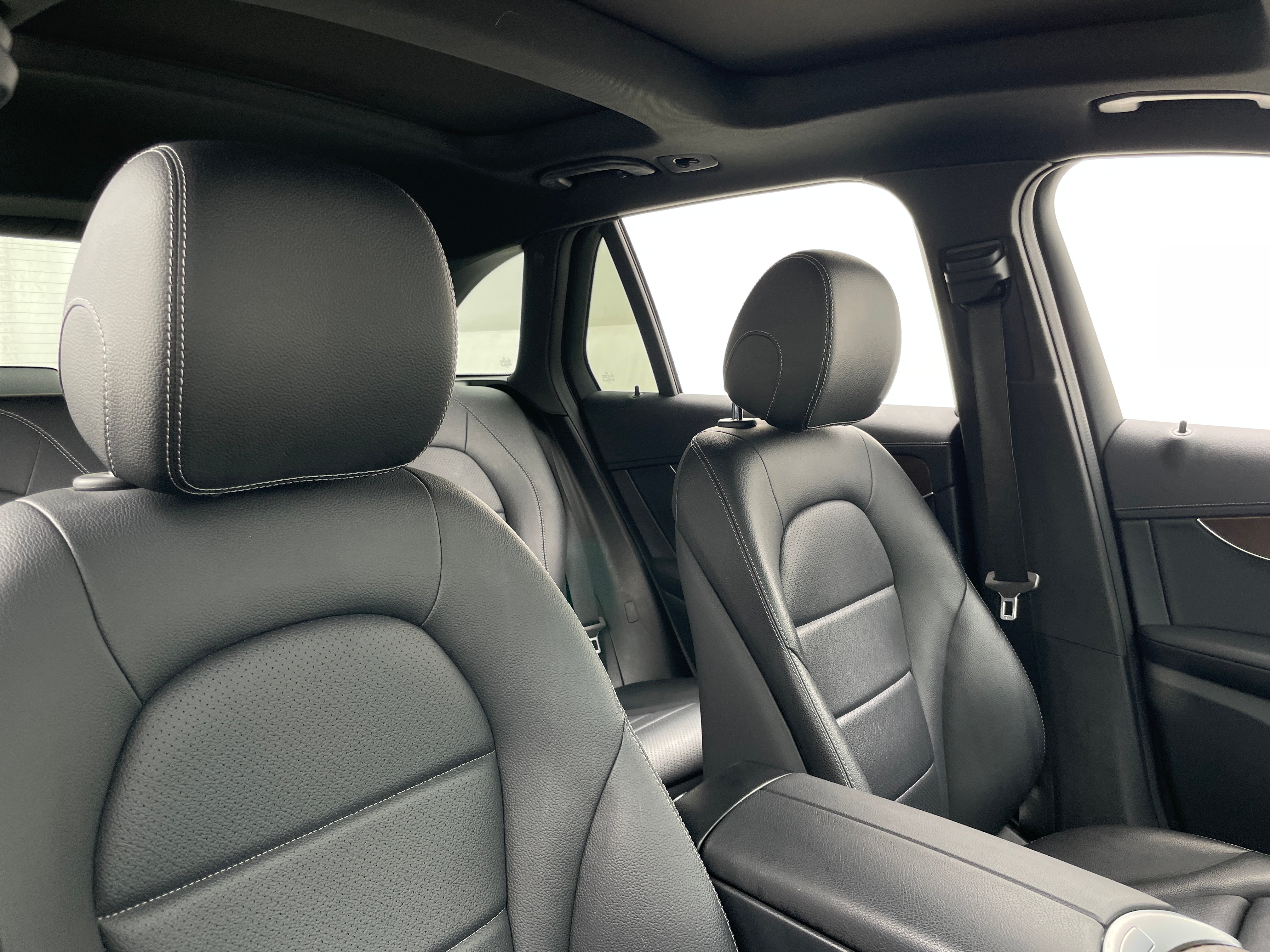 2019 Mercedes-Benz GLC 300 2