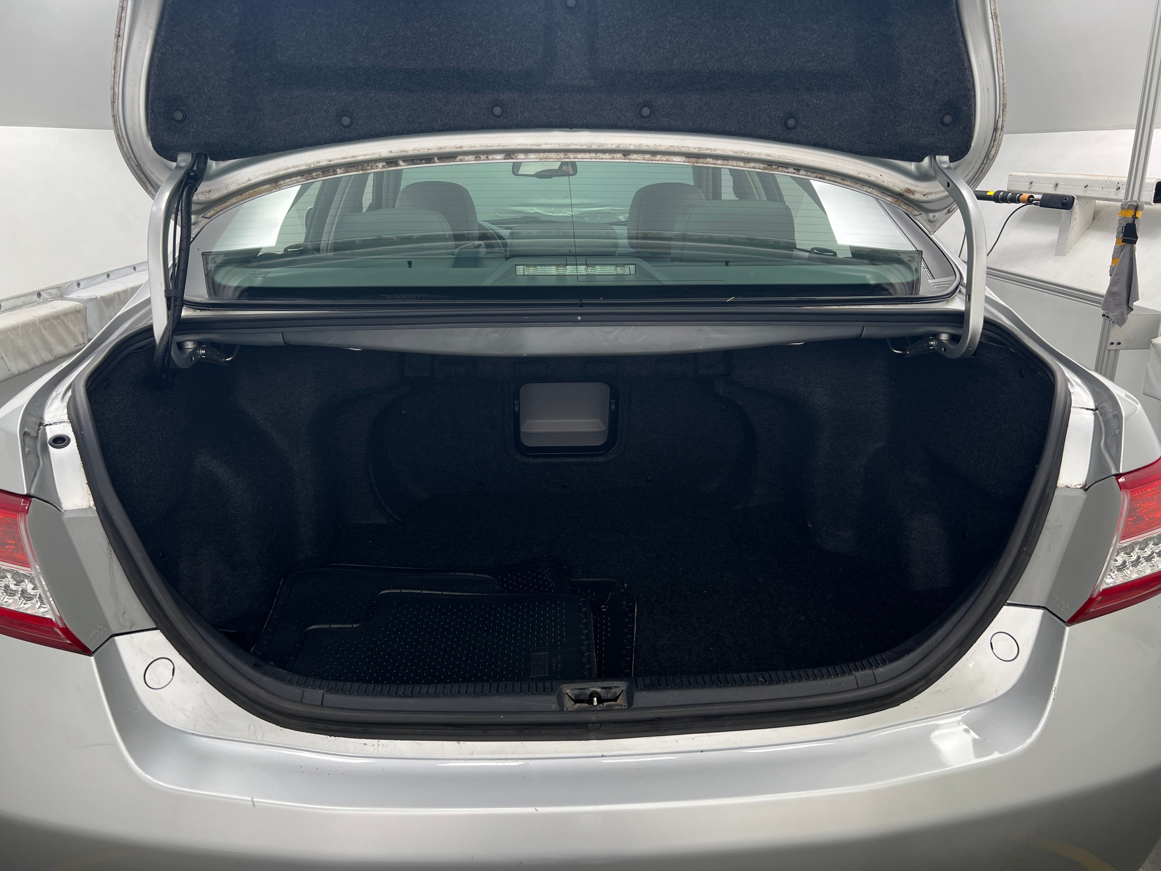 2010 Toyota Camry XLE 7