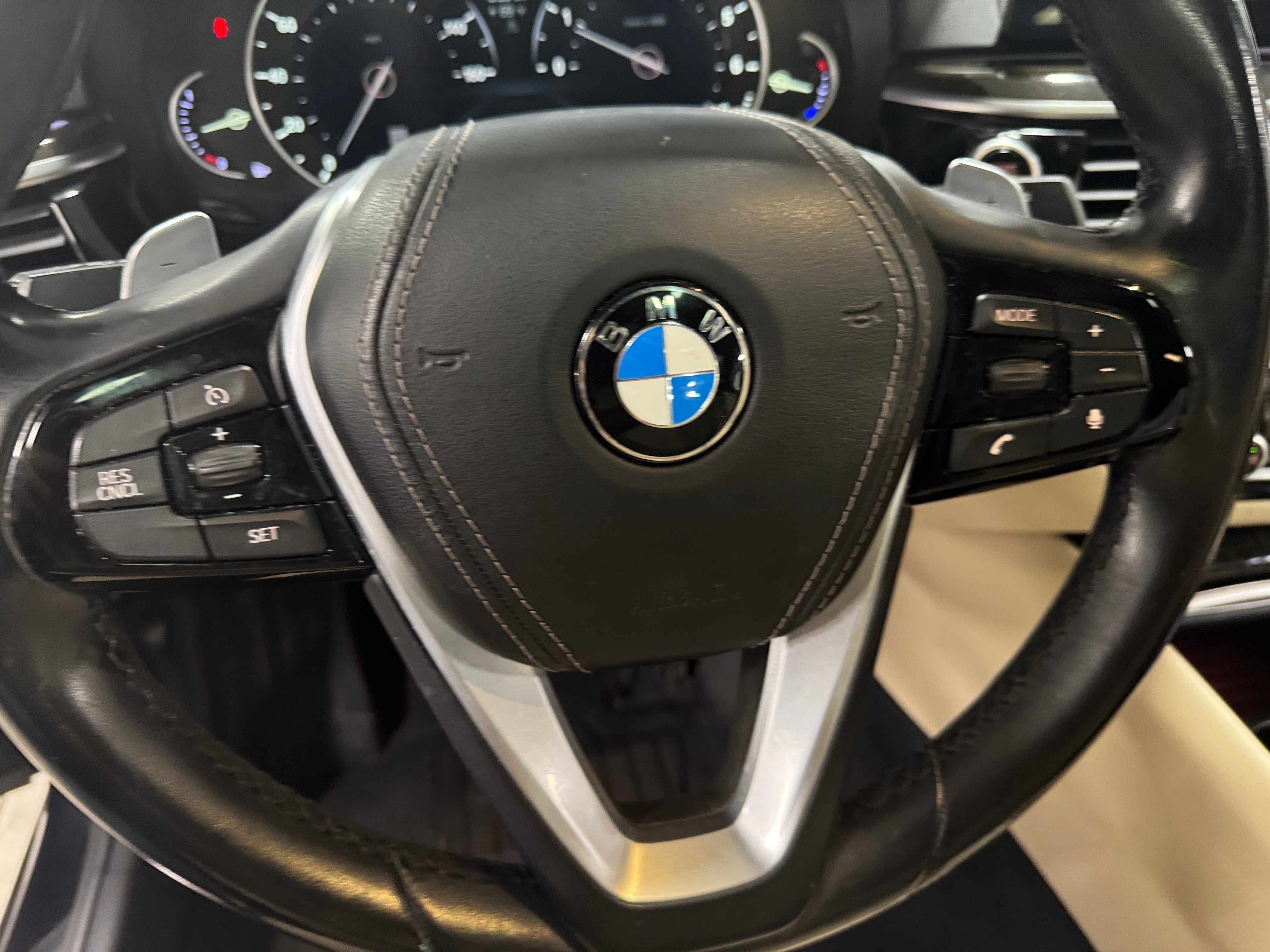 2017 BMW 5 Series 530i 4