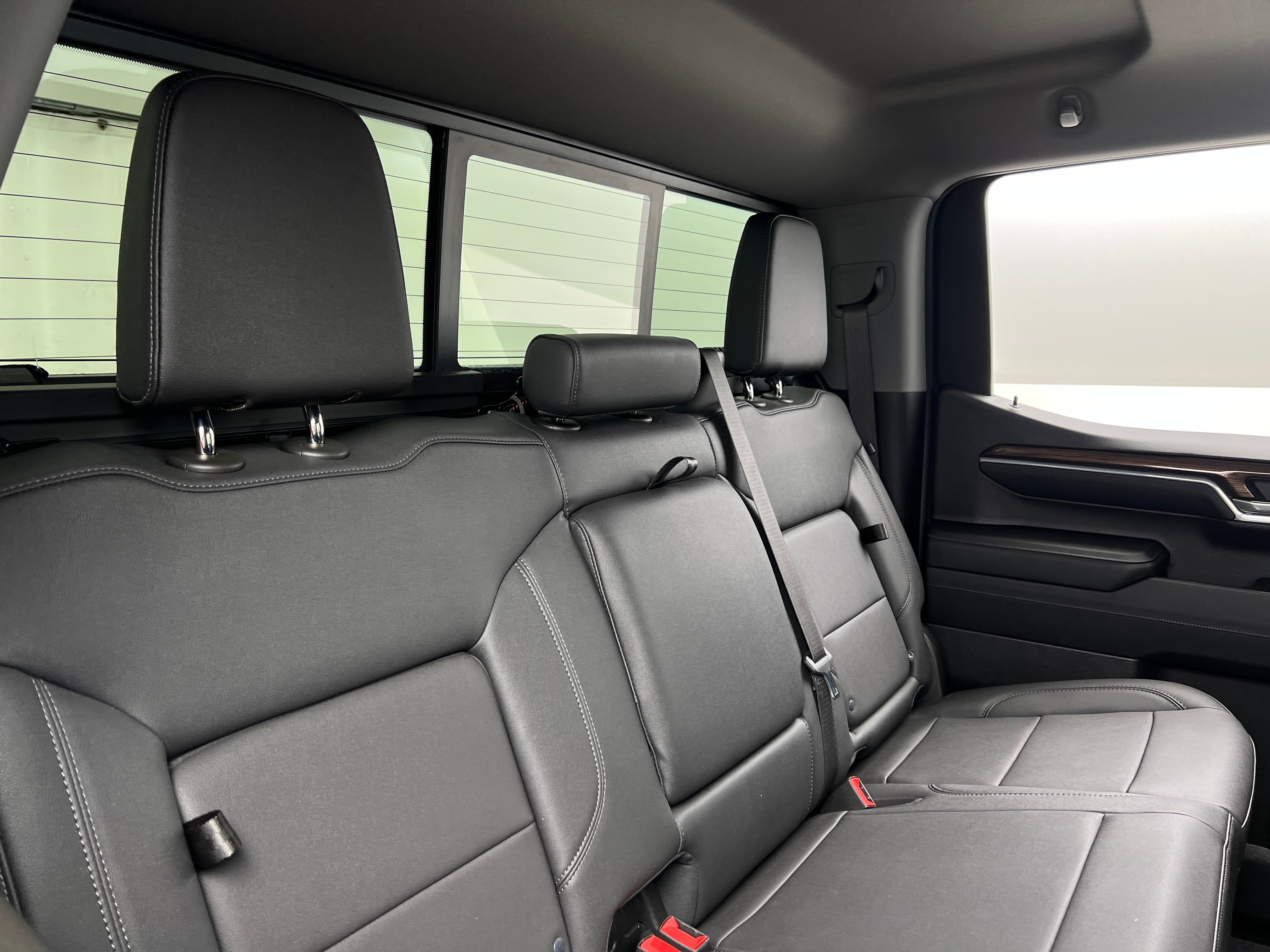 2024 Chevrolet Silverado 1500 RST 6