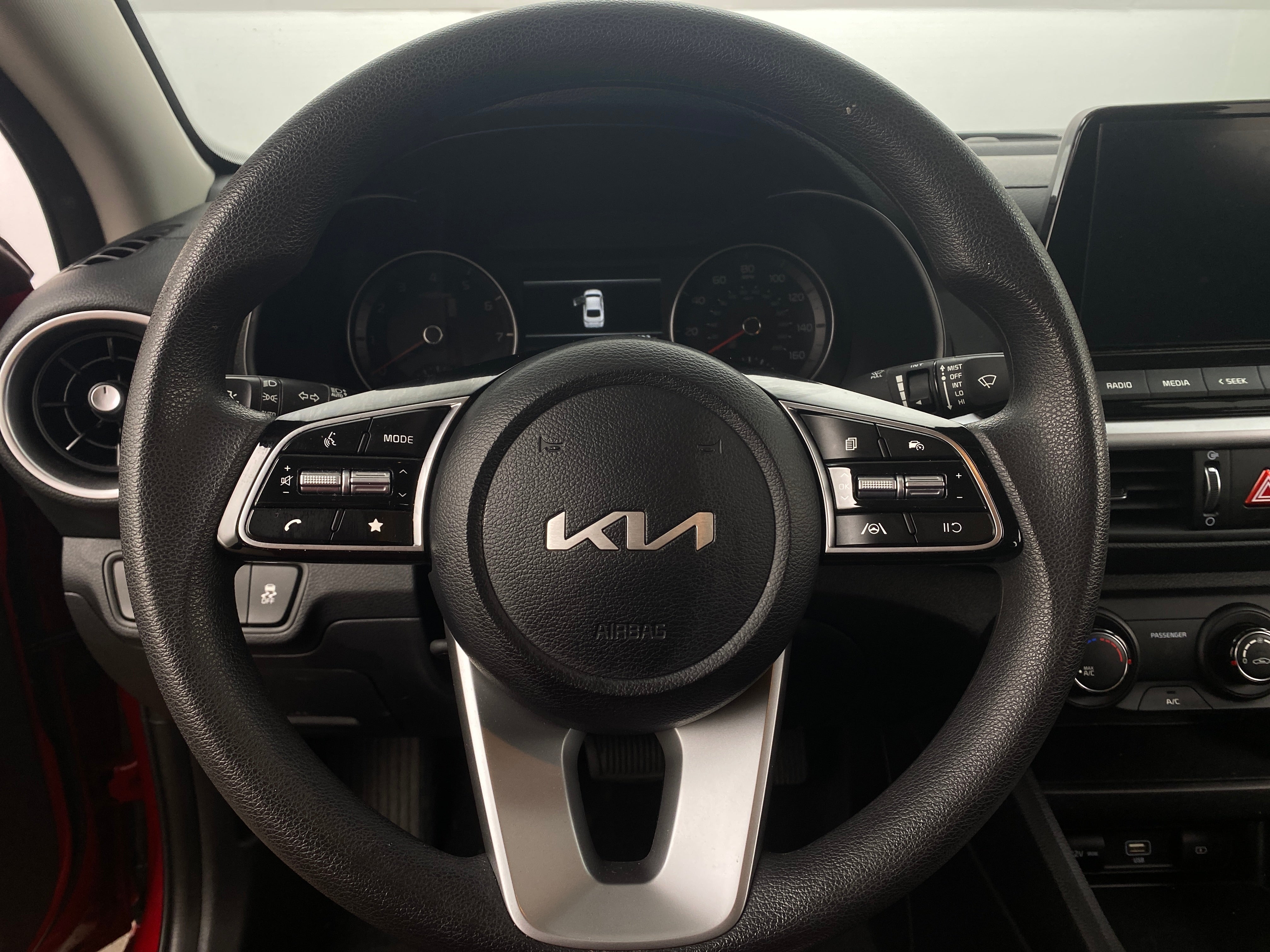 2024 Kia Forte LXS 5