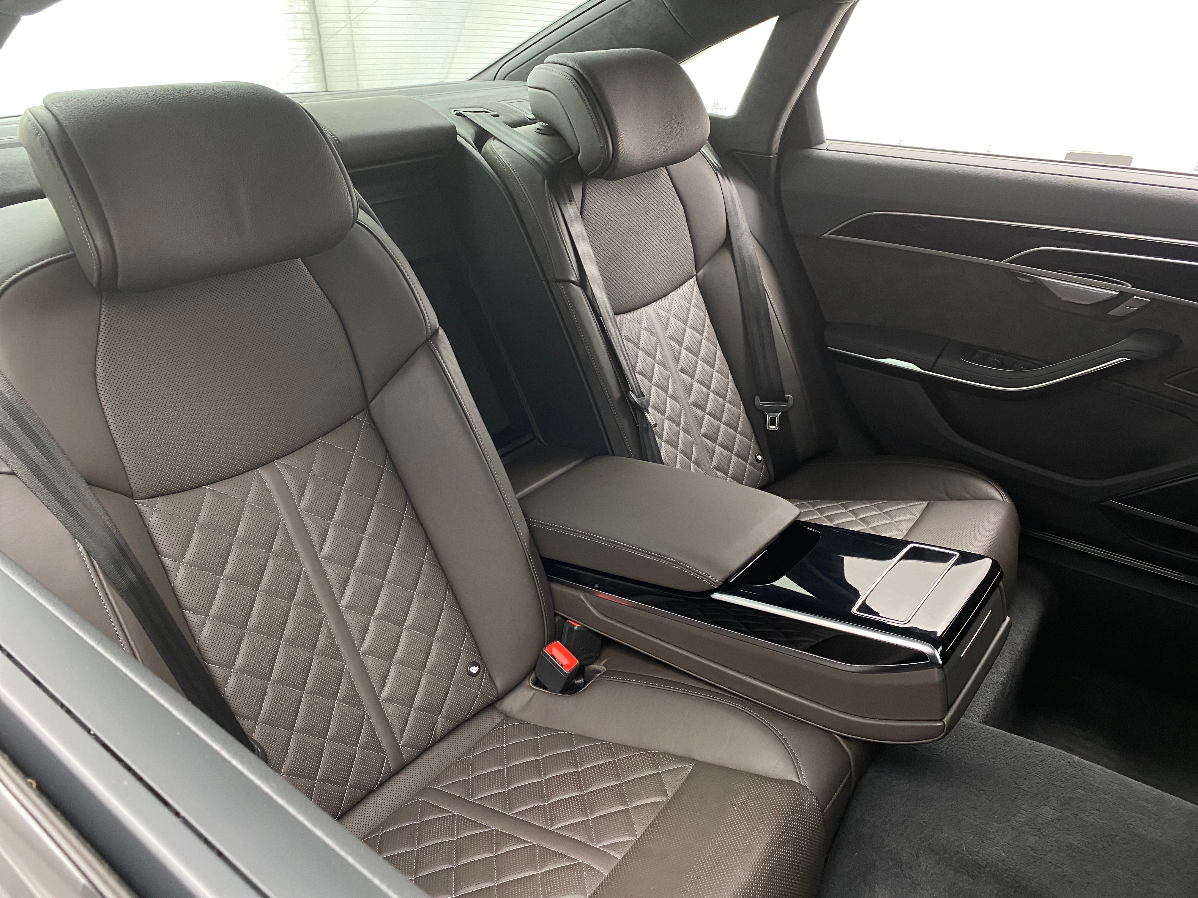 2020 Audi S8  5