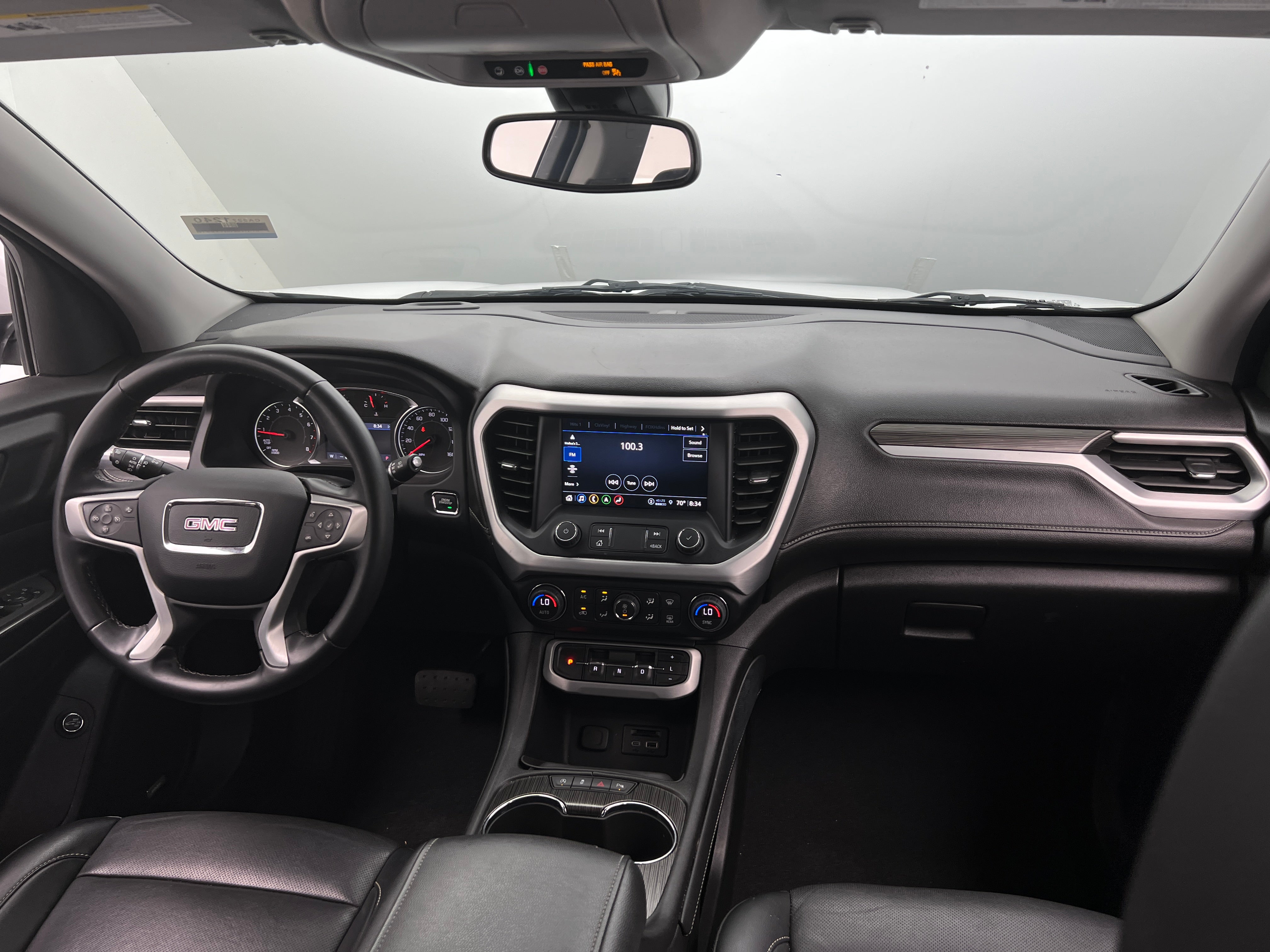 2023 GMC Acadia SLT 2