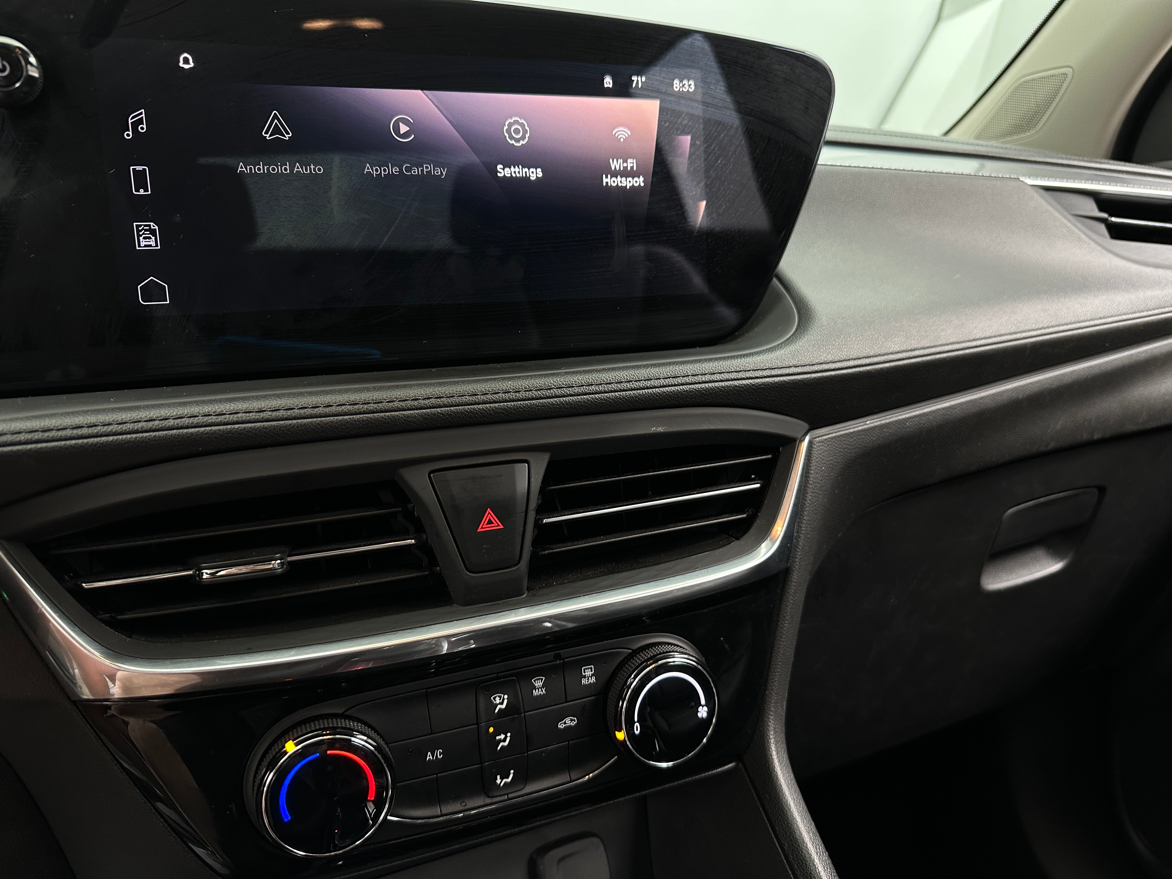 2024 Buick Encore GX Sport Touring 3