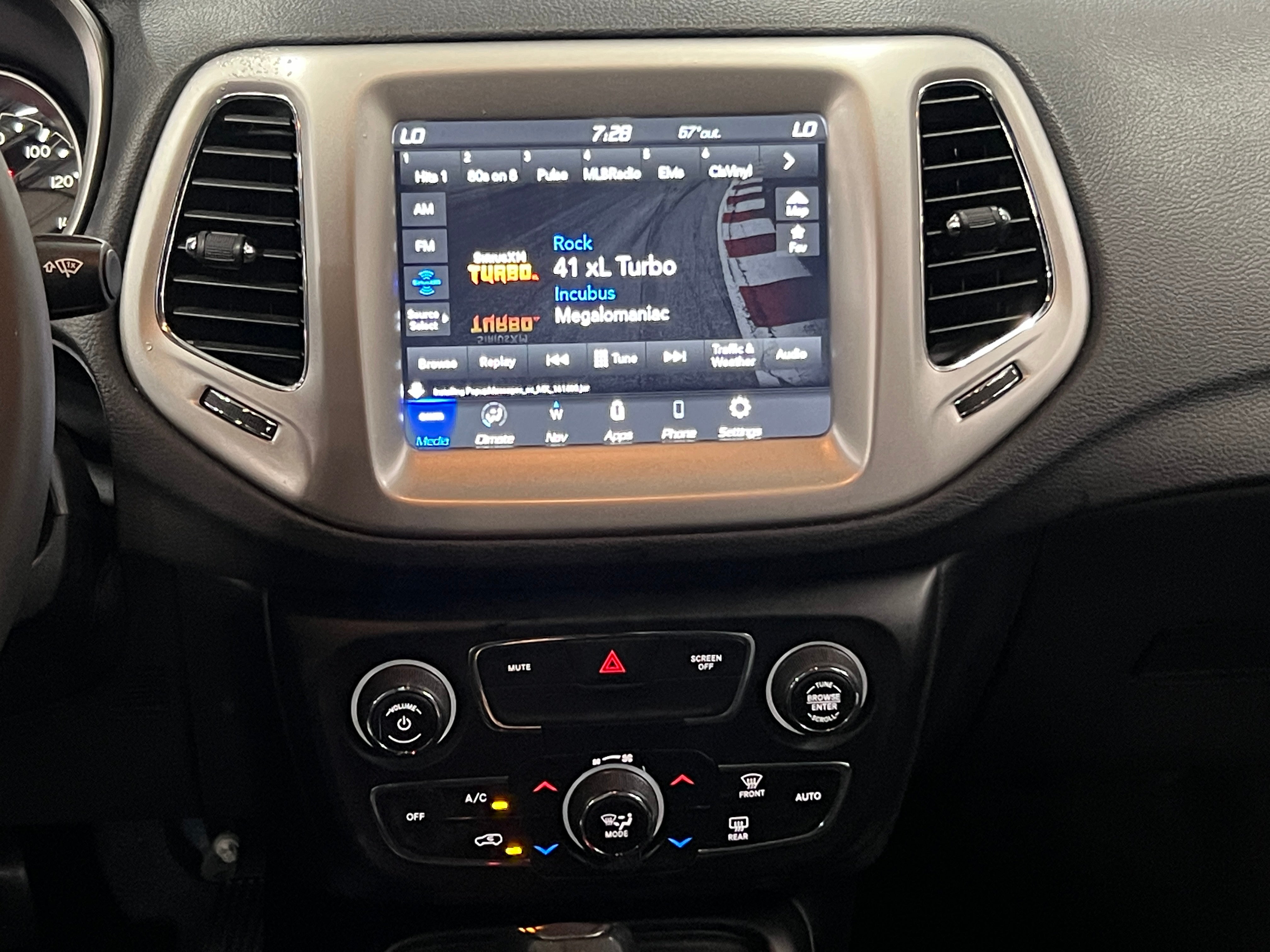 2021 Jeep Compass 80th Special Edition 3