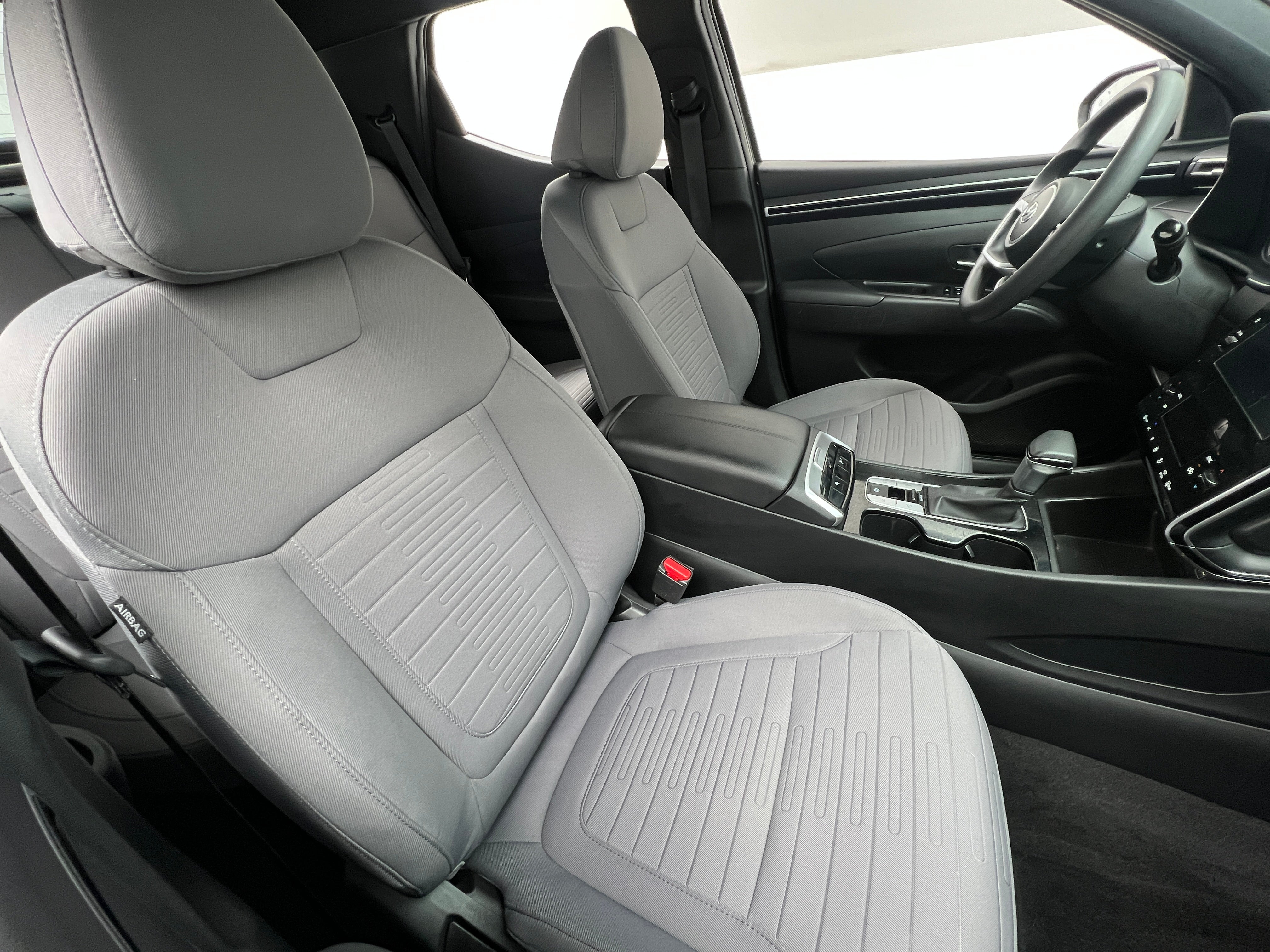 2024 Hyundai Santa Cruz SEL 2