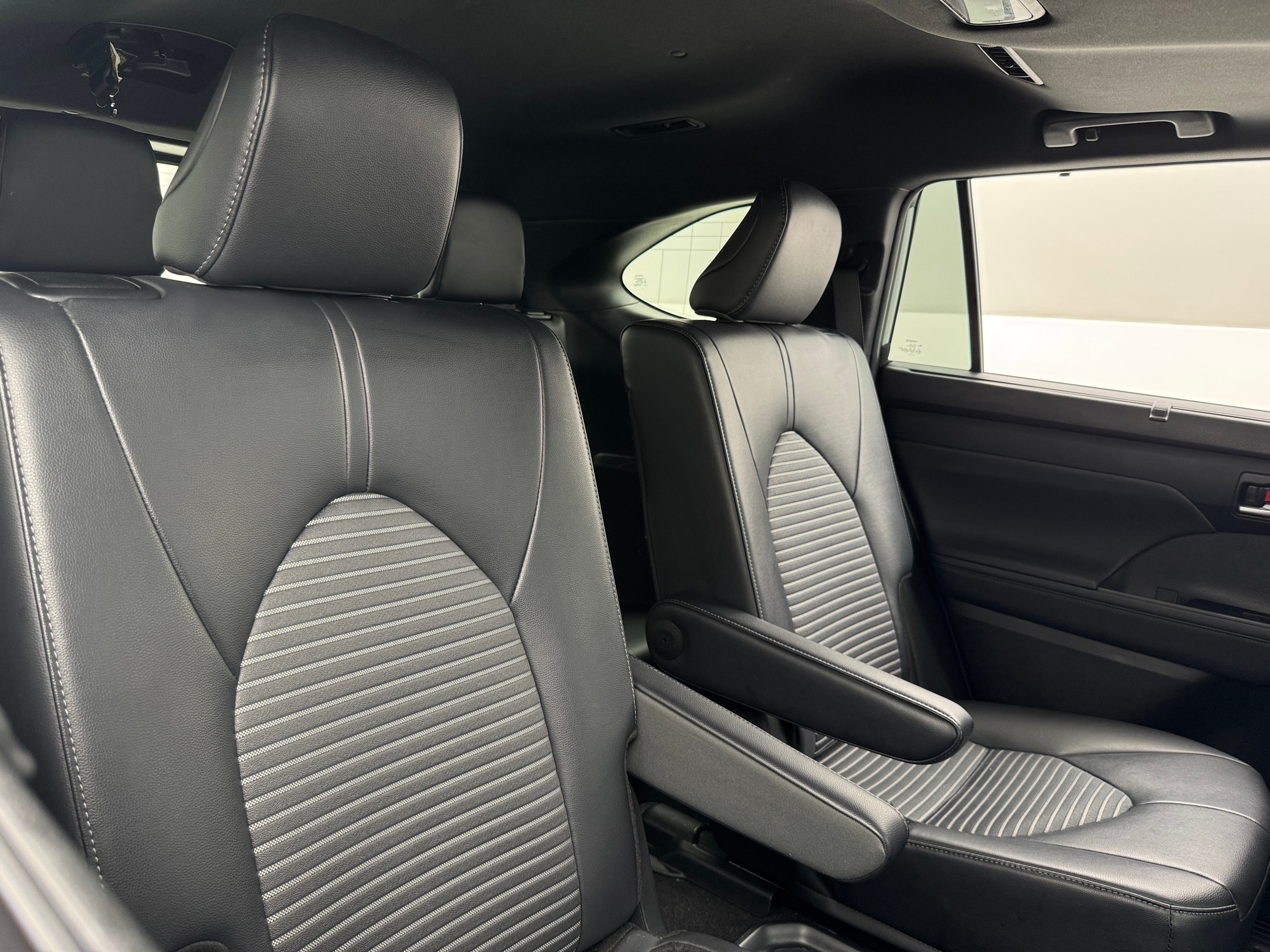2024 Toyota Highlander XSE 5