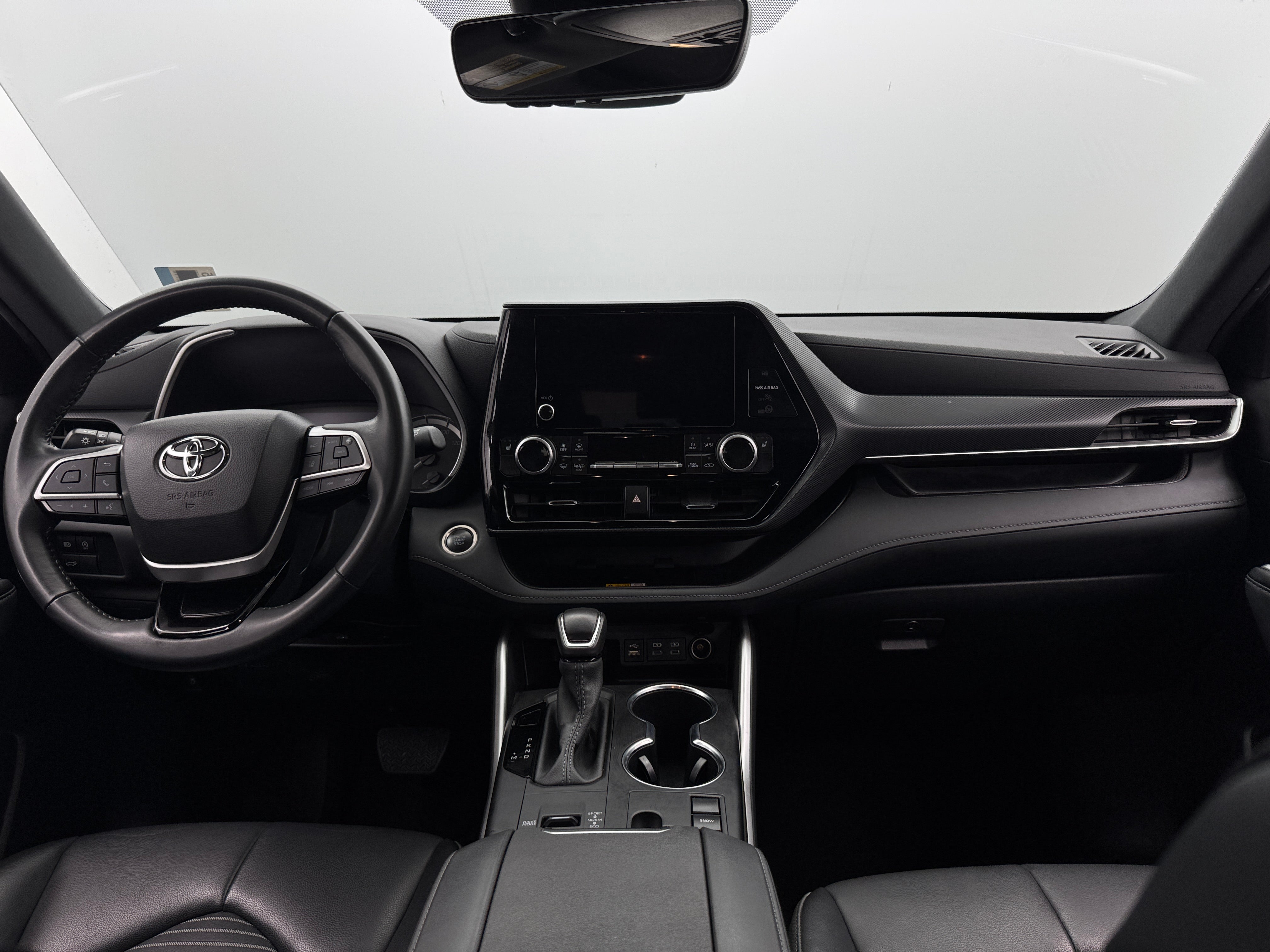 2024 Toyota Highlander XSE 2
