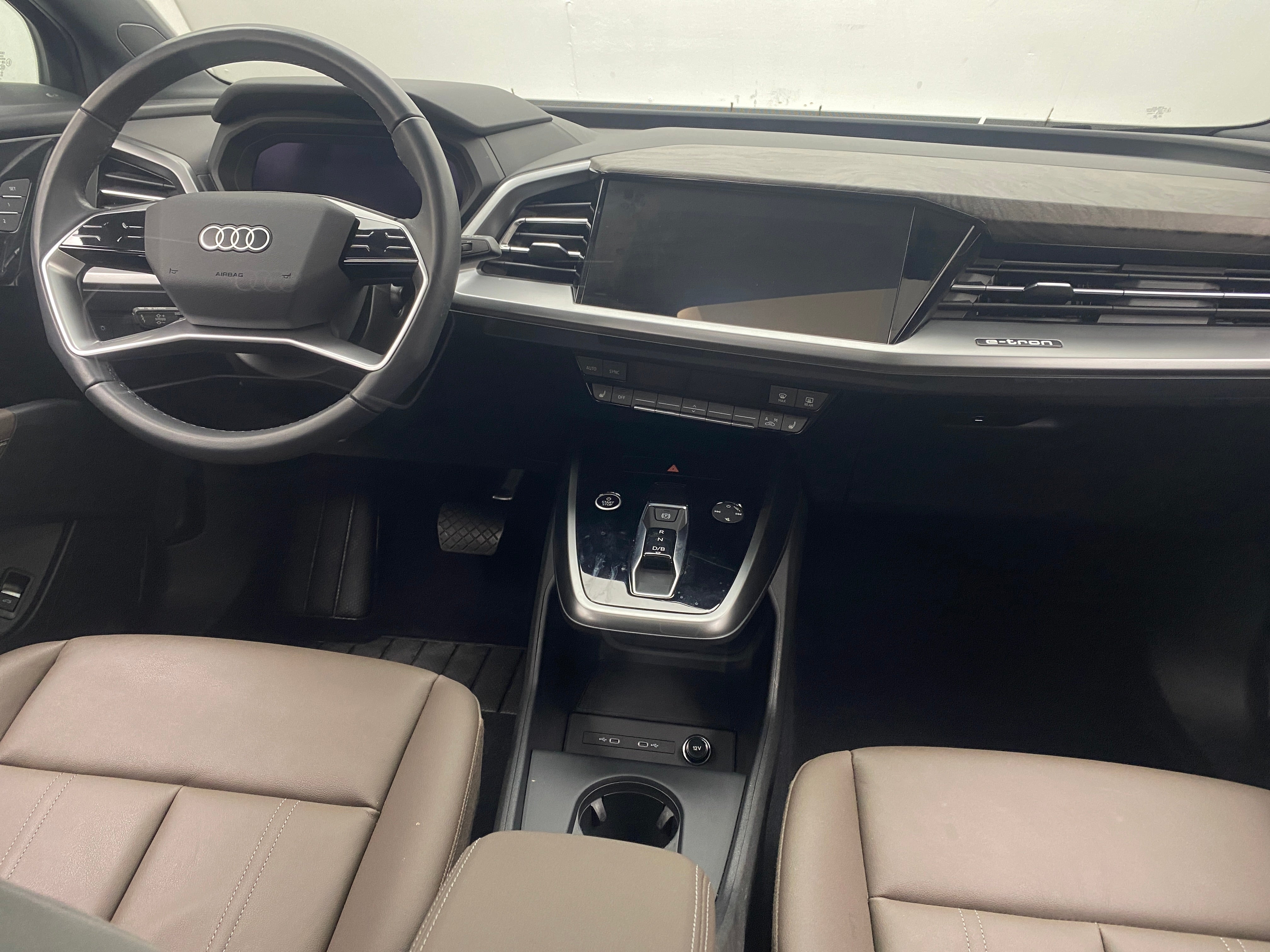 2024 Audi Q4 e-tron Premium 3