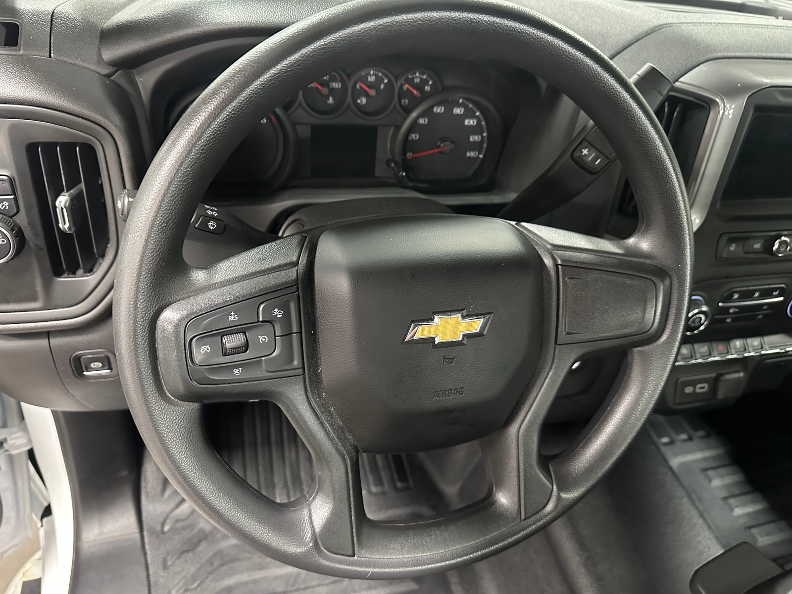 Thumbnail: 2024 Chevrolet Silverado 1500 - 4