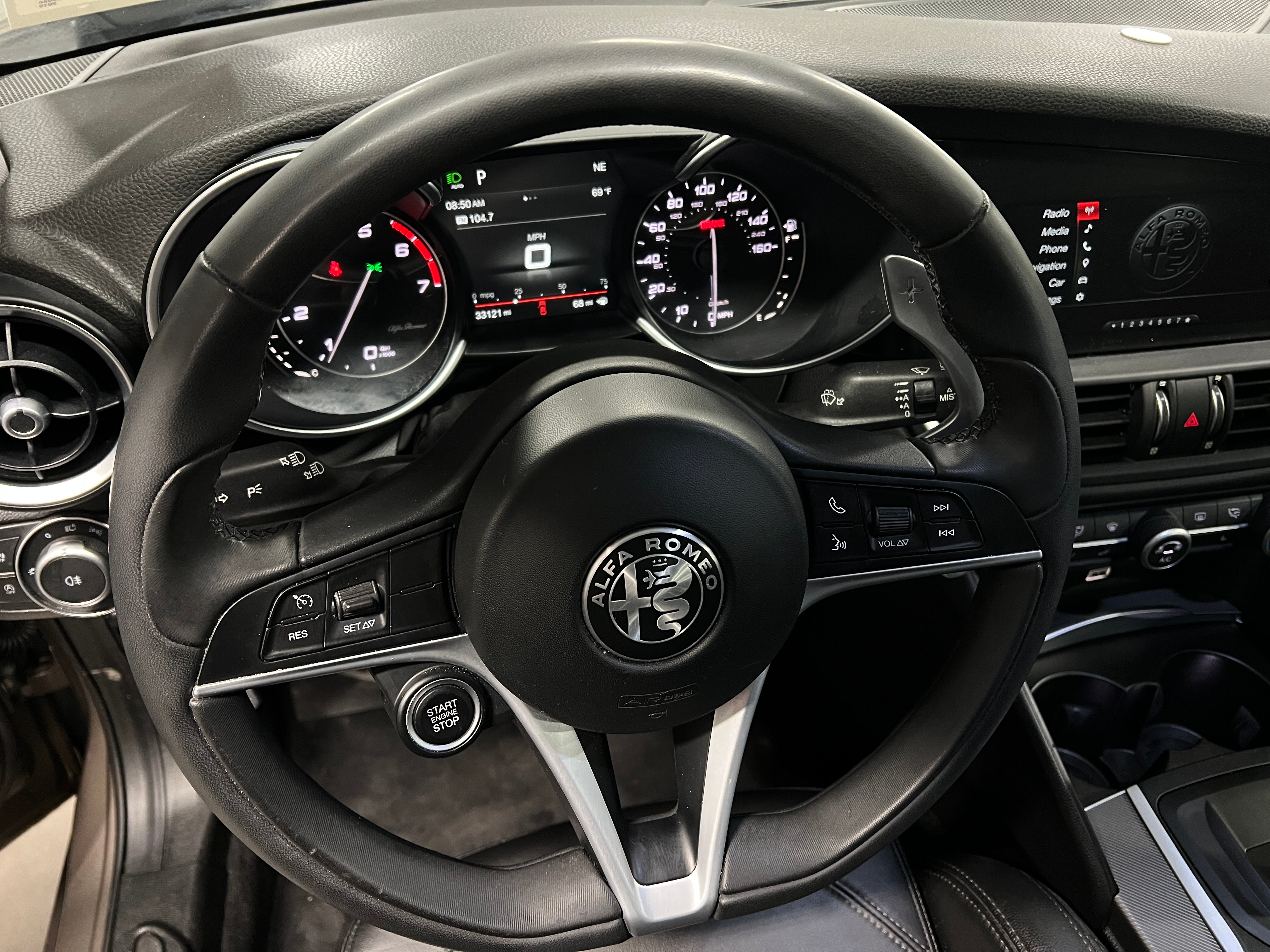 2019 Alfa Romeo Giulia Sport 4