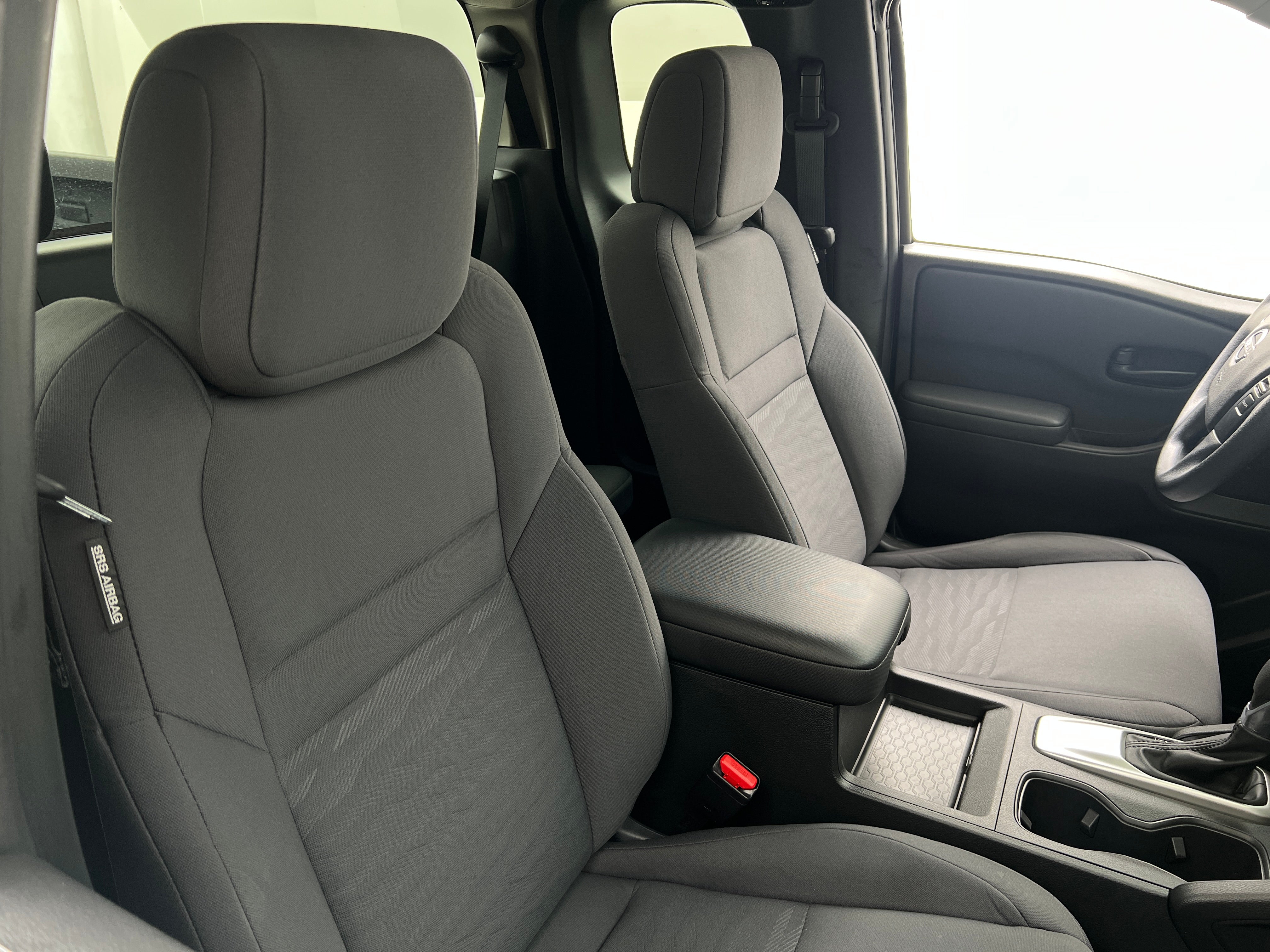 2024 Nissan Frontier S/C 2