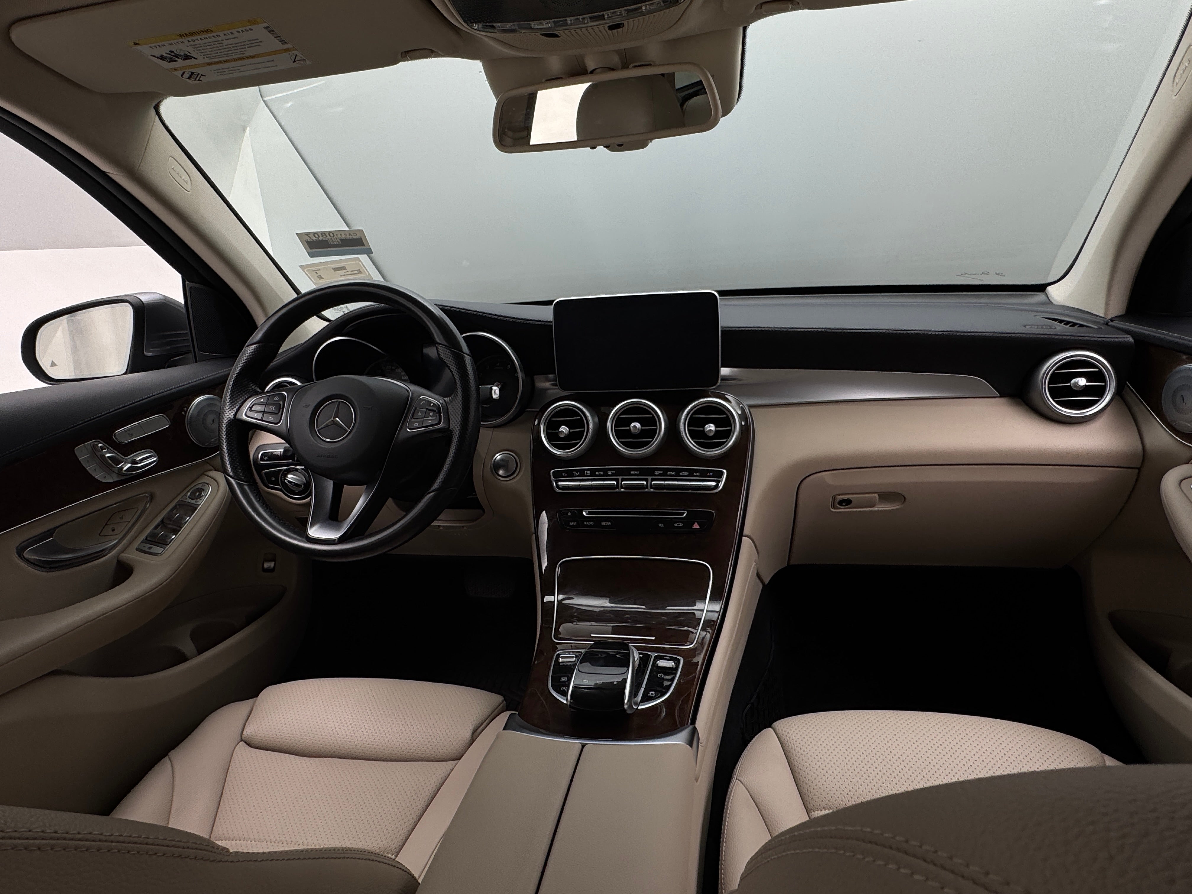 2016 Mercedes-Benz GLC 300 2