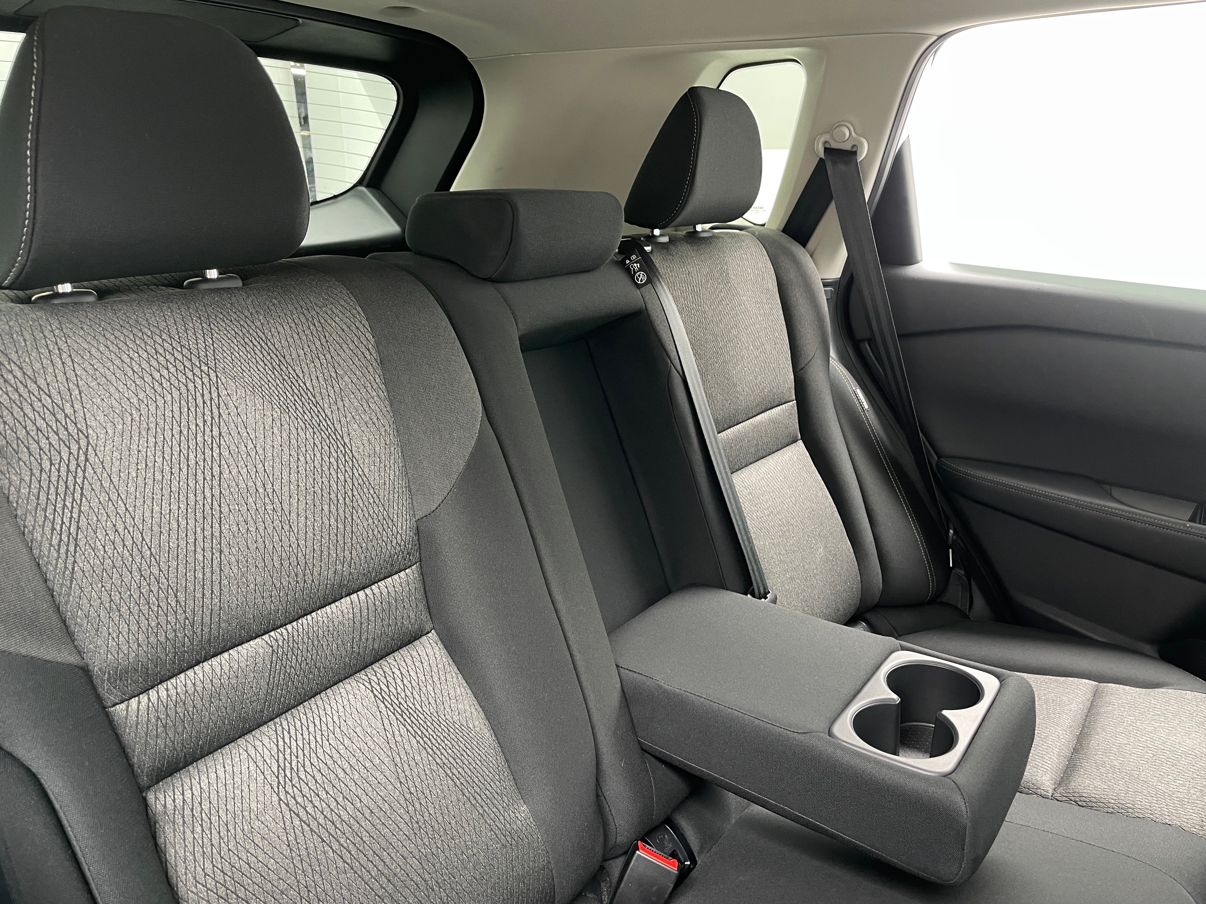 2024 Nissan Rogue SV 6