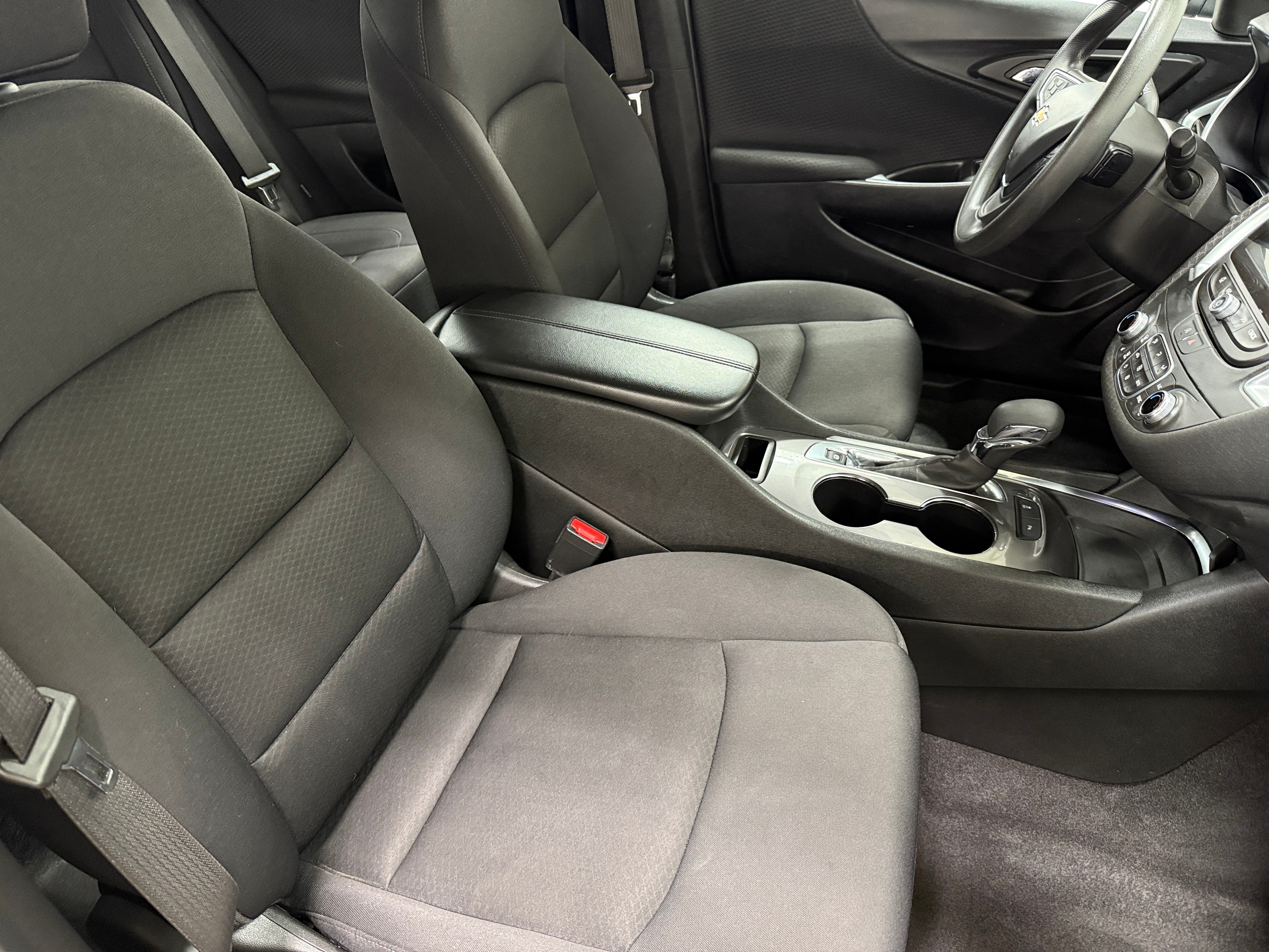 2024 Chevrolet Malibu LT 2