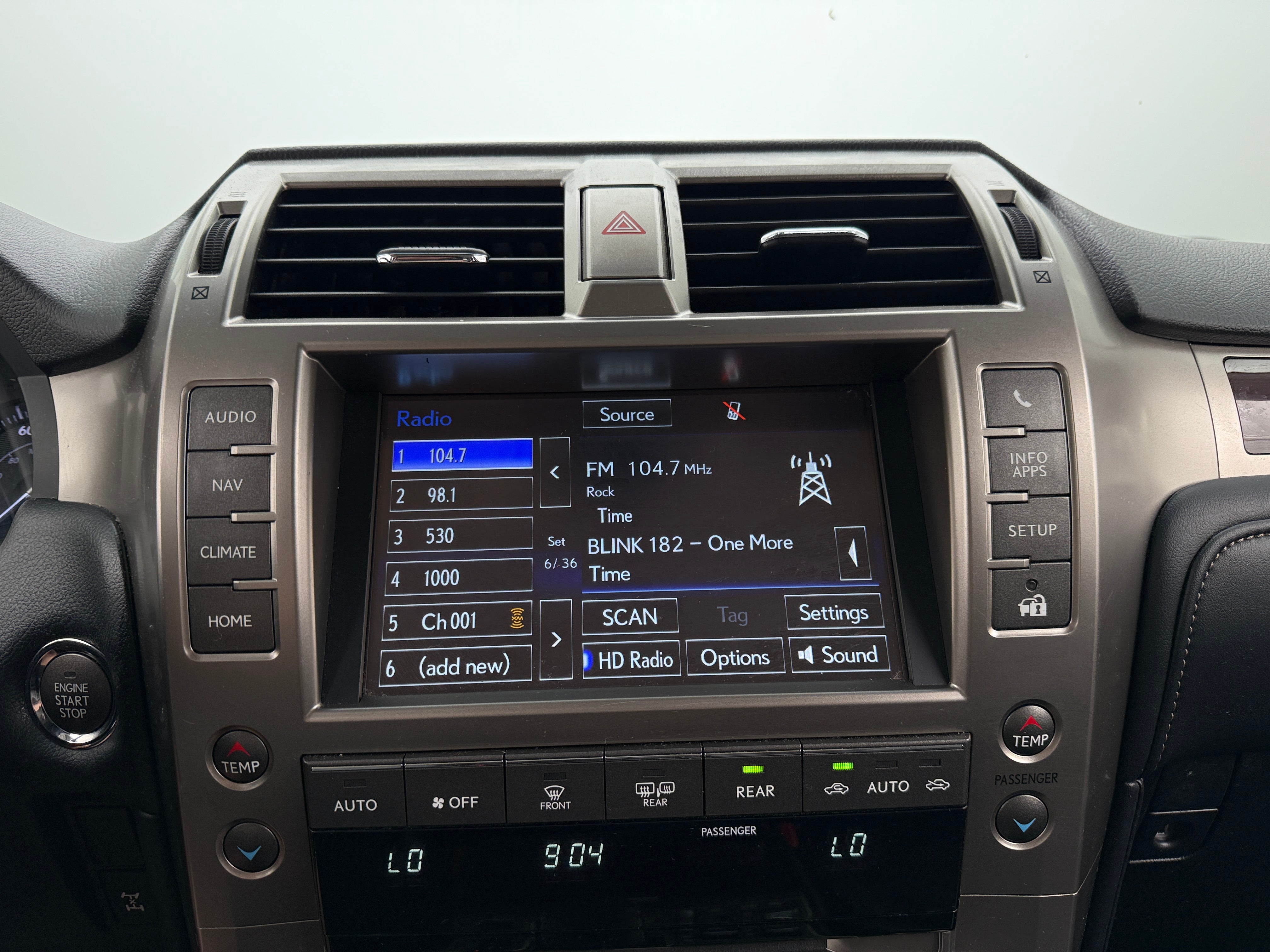 2019 Lexus GX 460 3