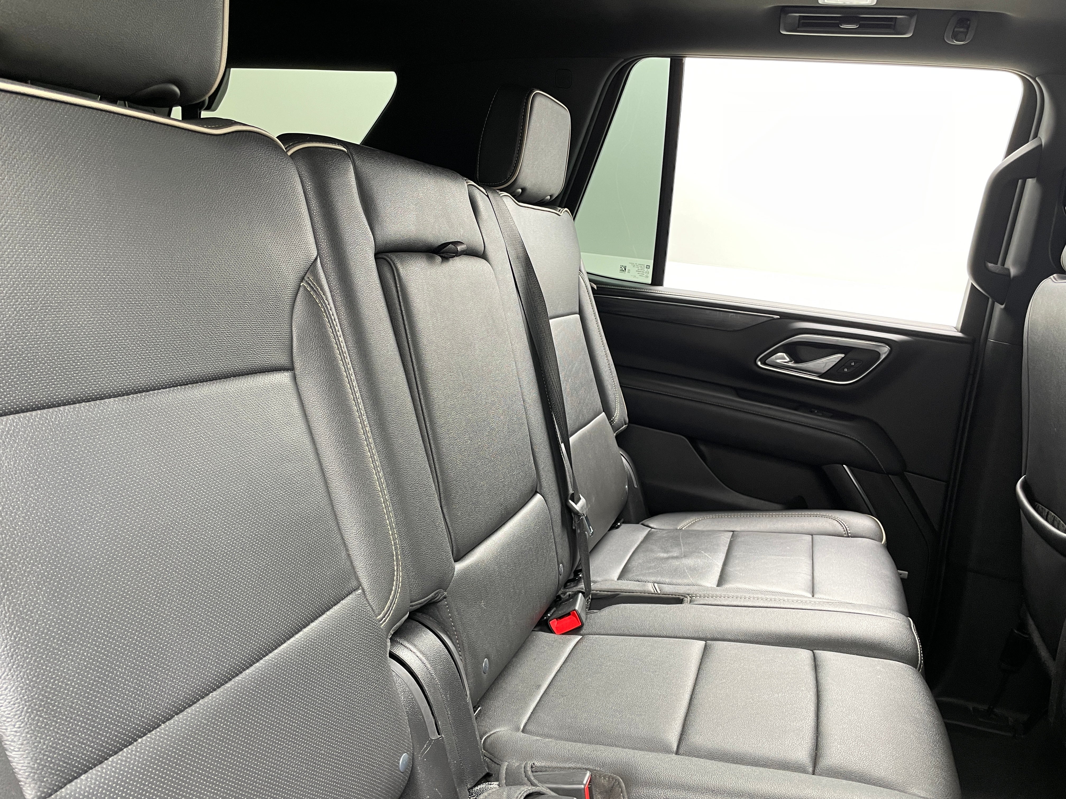 2023 GMC Yukon SLT 5