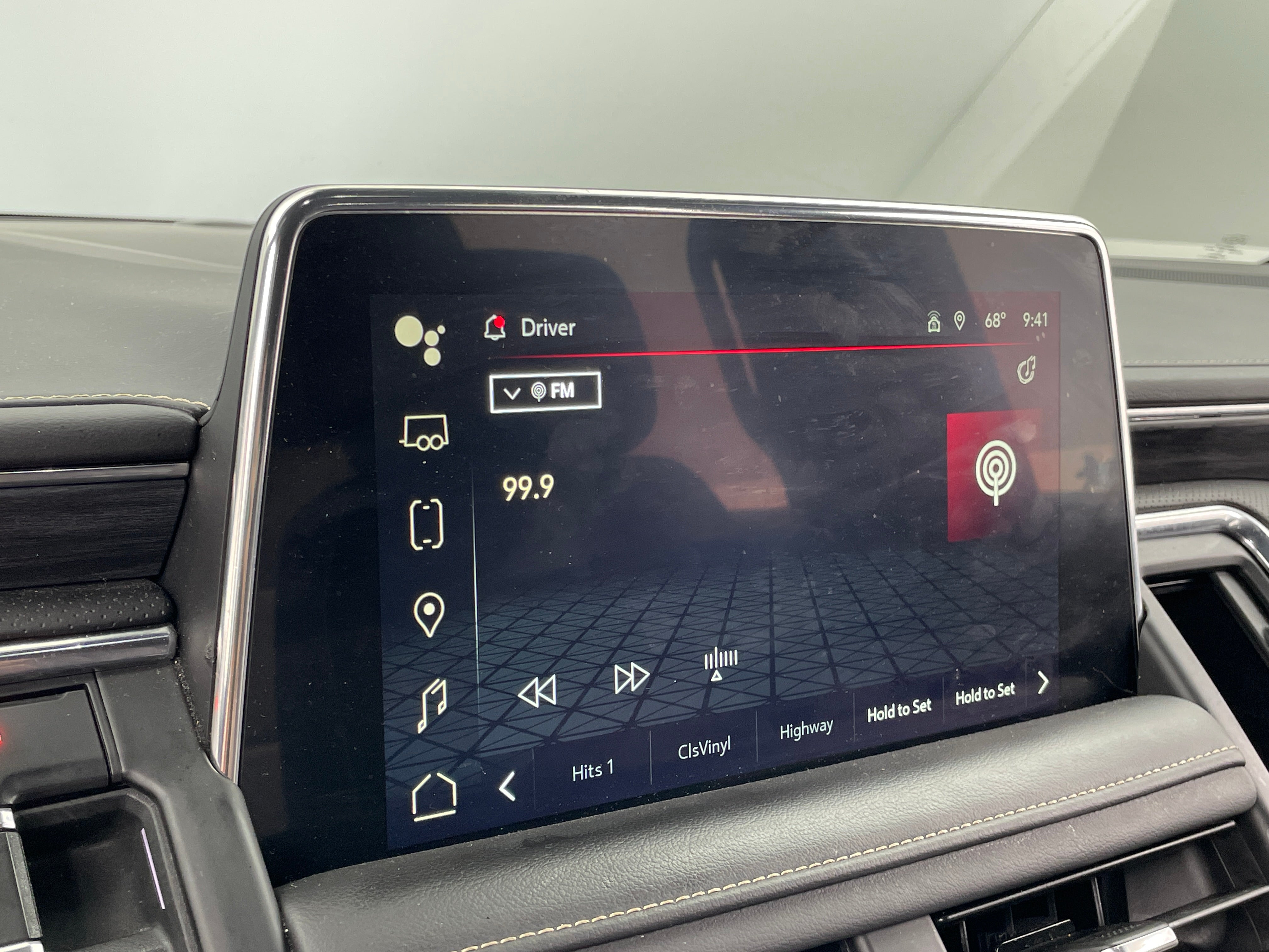 2023 GMC Yukon SLT 3
