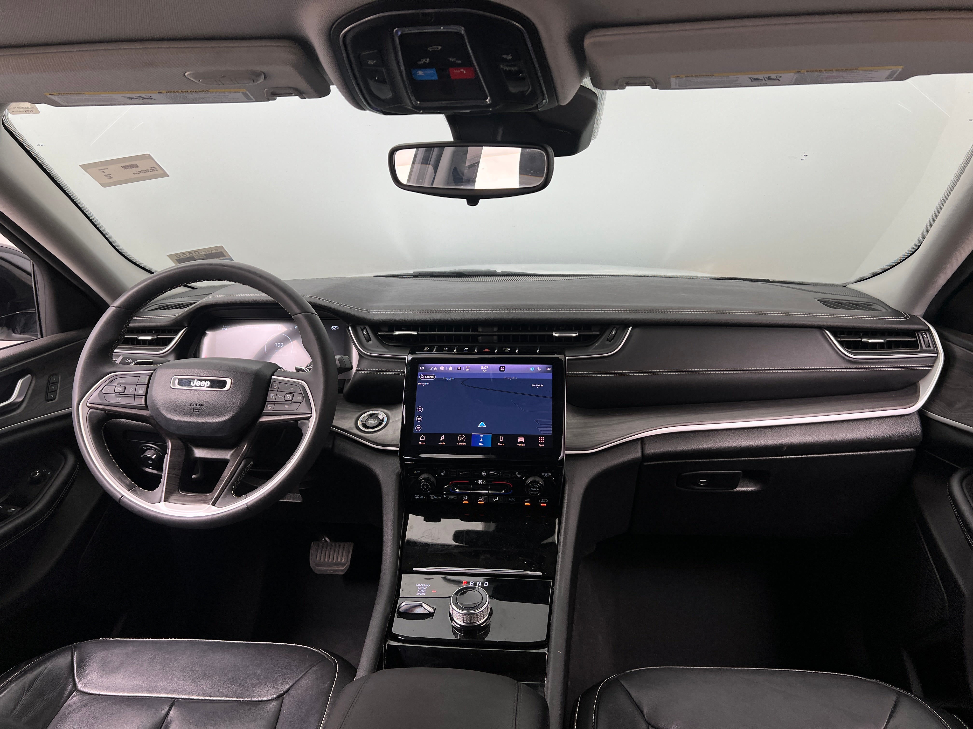 2023 Jeep Grand Cherokee L Limited Edition 2