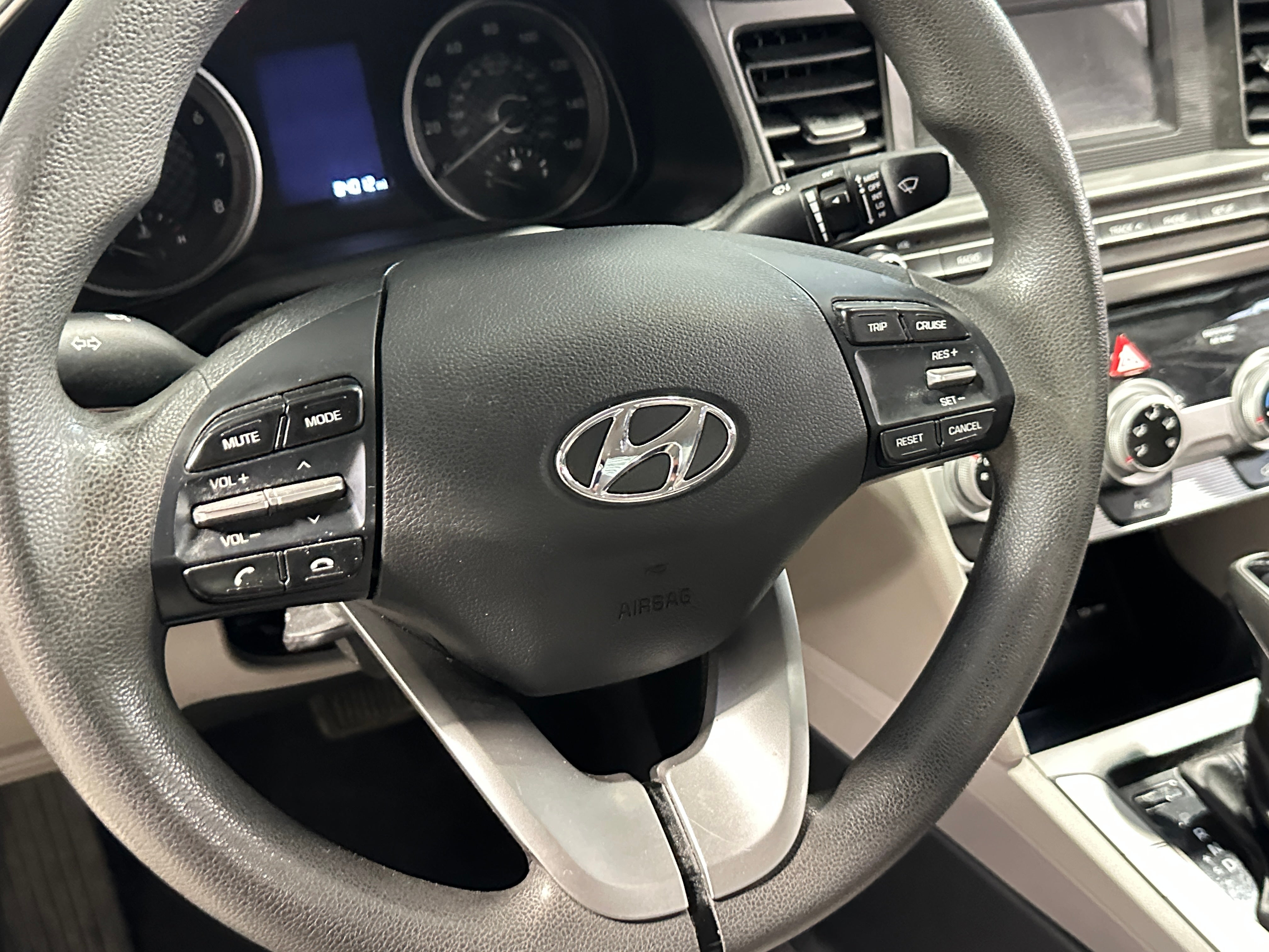 2019 Hyundai Elantra SE 5