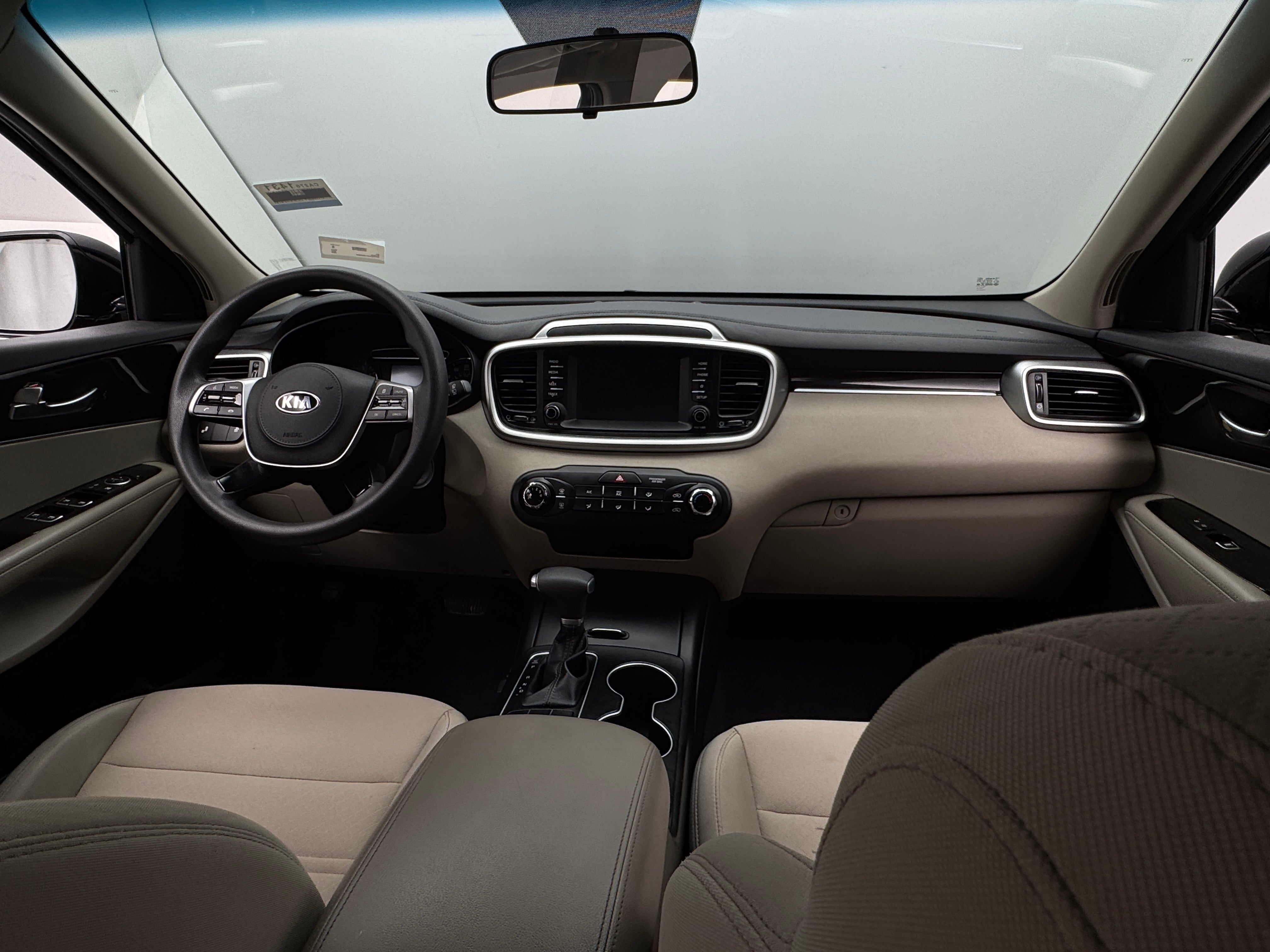 2020 Kia Sorento LX 3