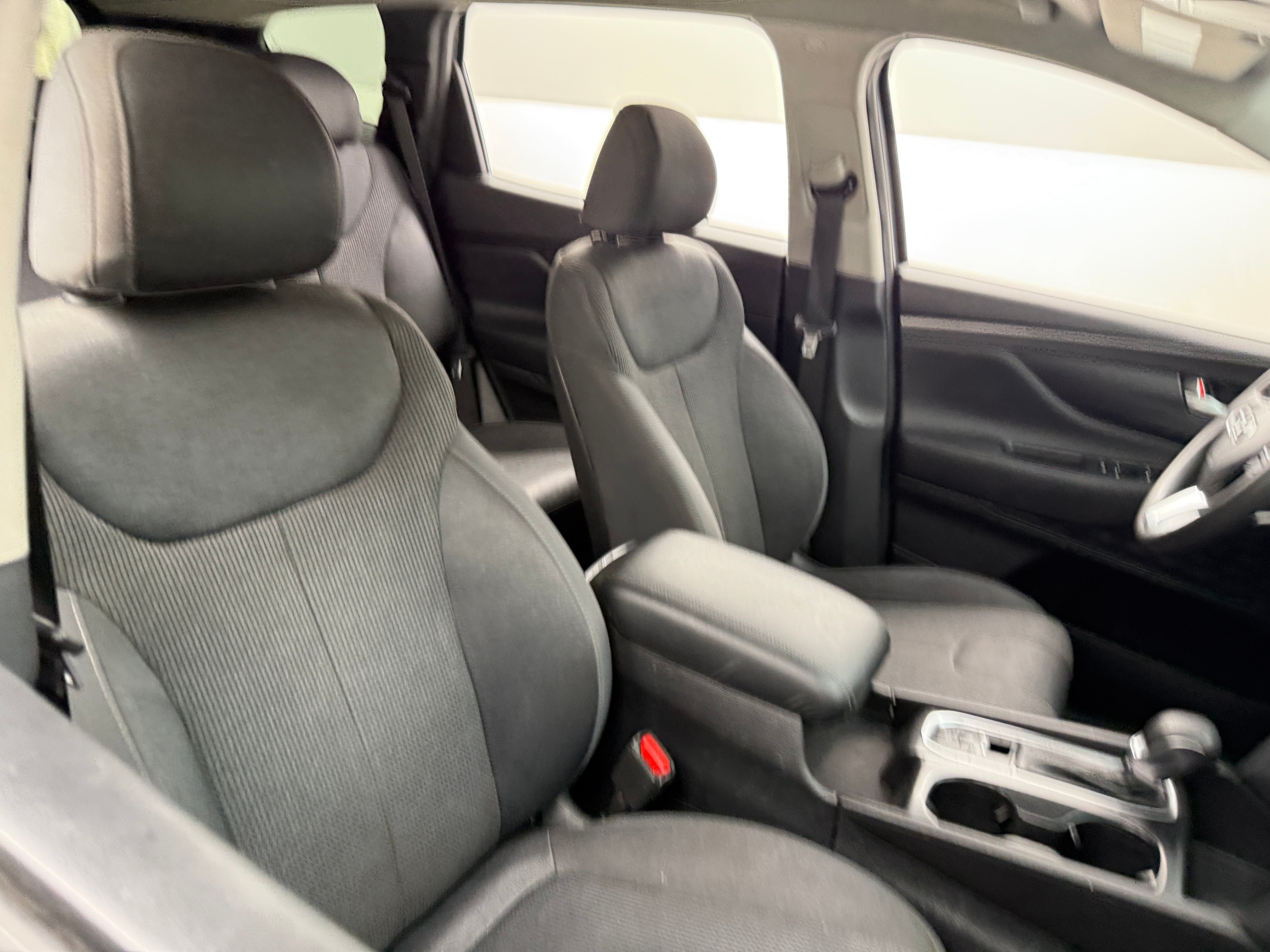 2020 Hyundai Santa Fe SE 2
