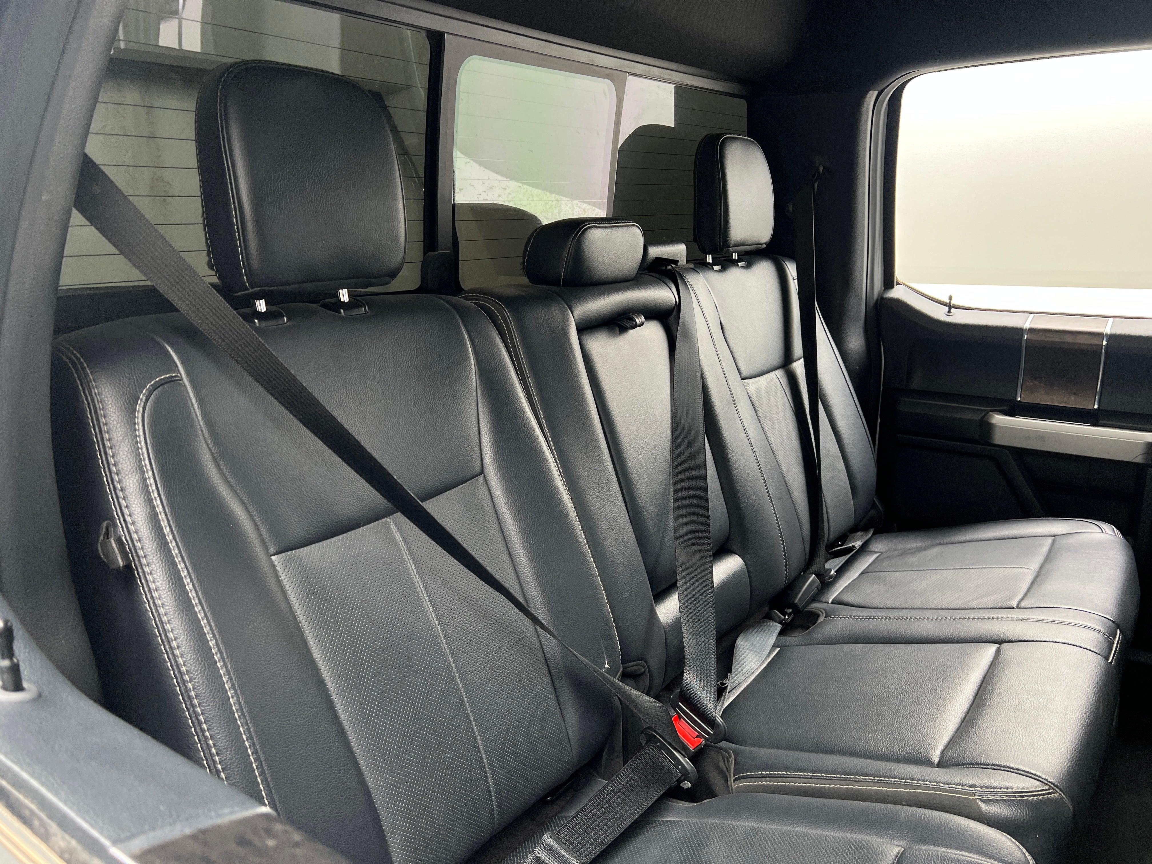 2022 Ford Econoline E-250 5
