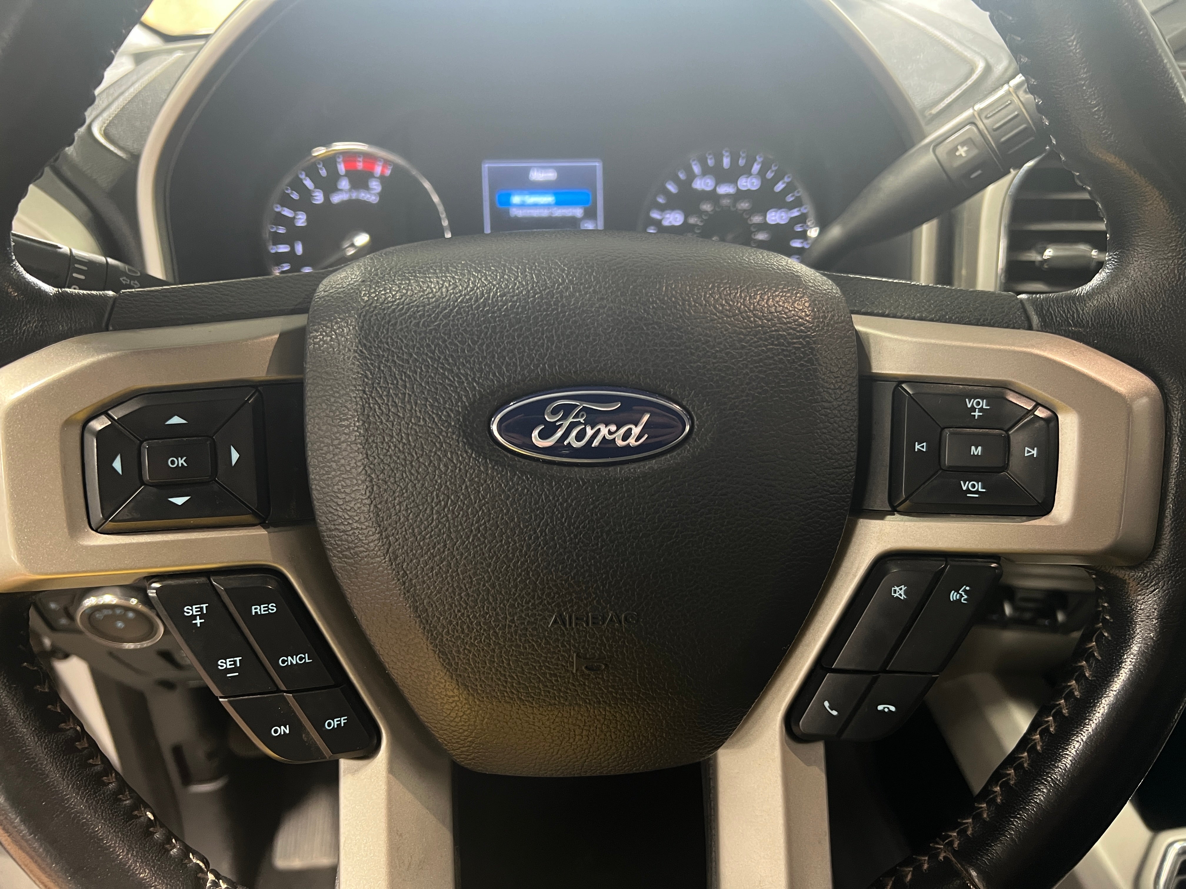2022 Ford Econoline E-250 4