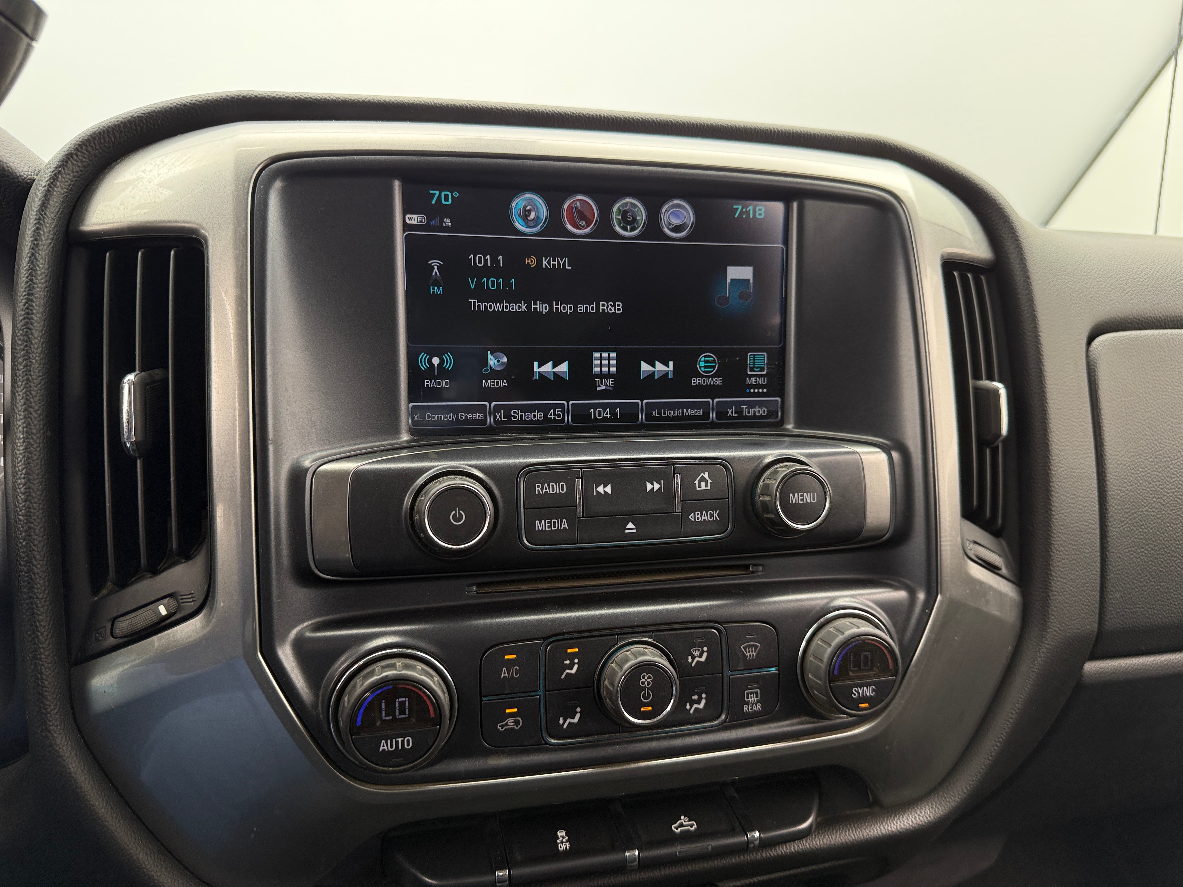 2017 Chevrolet Silverado 1500 LT 4