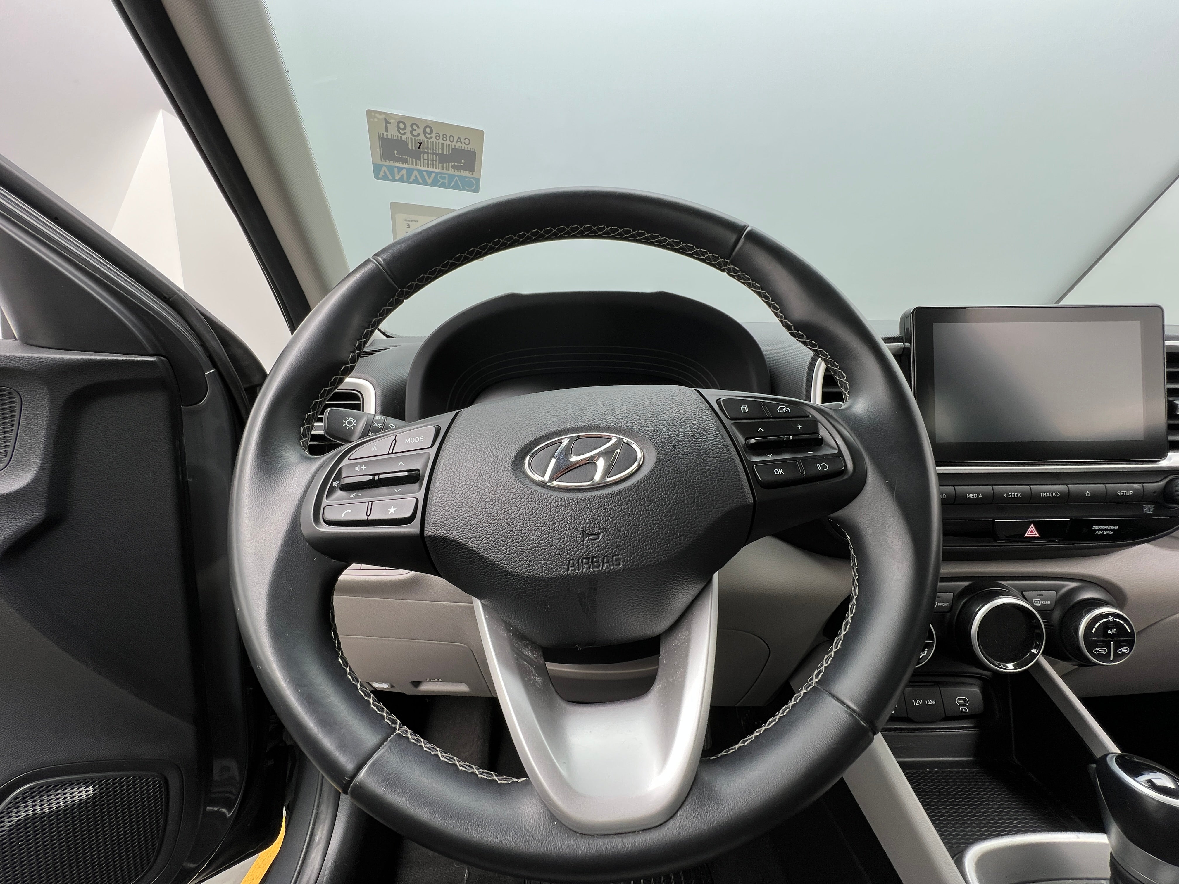 2023 Hyundai Venue SEL 5
