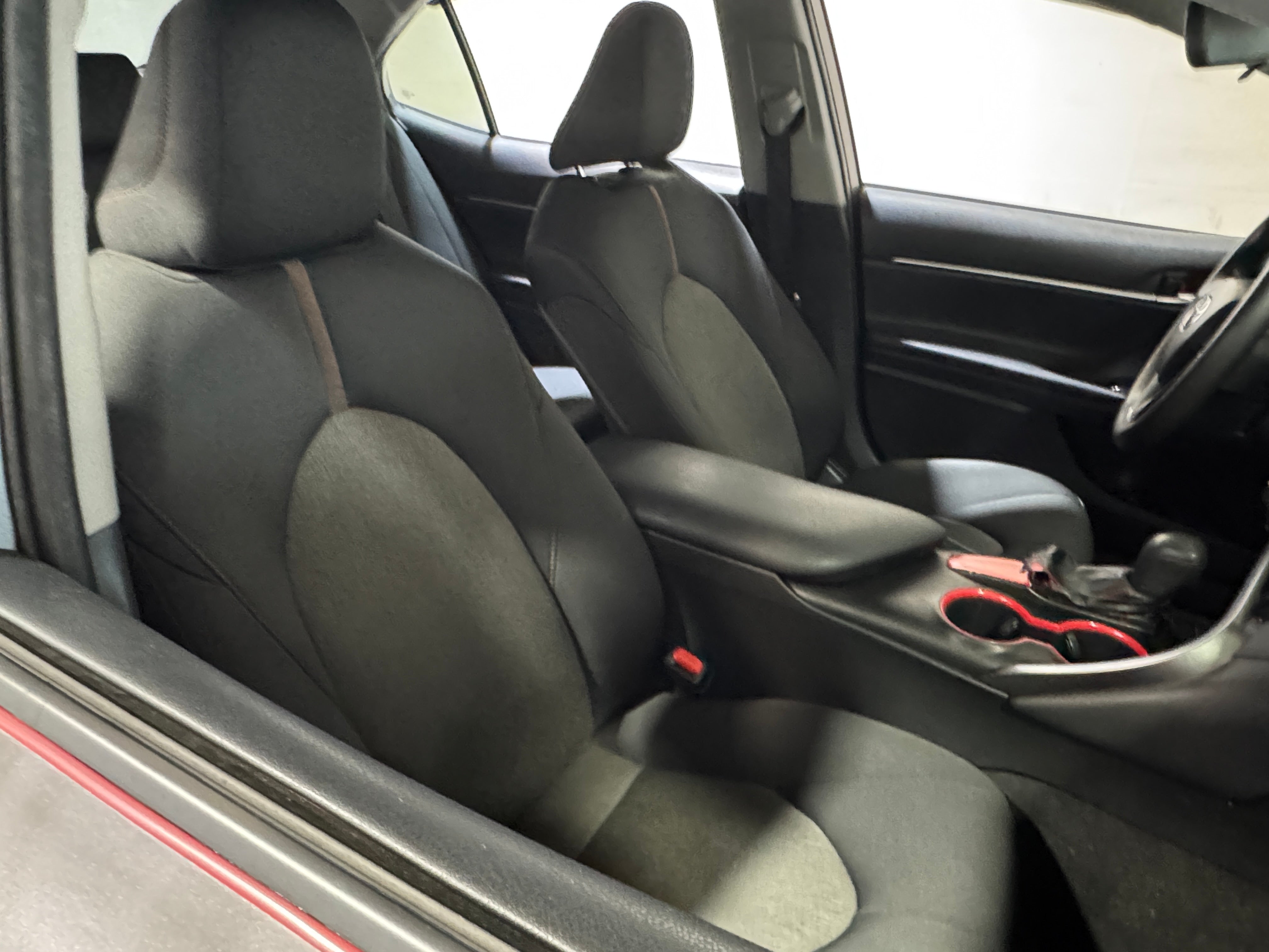 2020 Toyota Camry LE 2