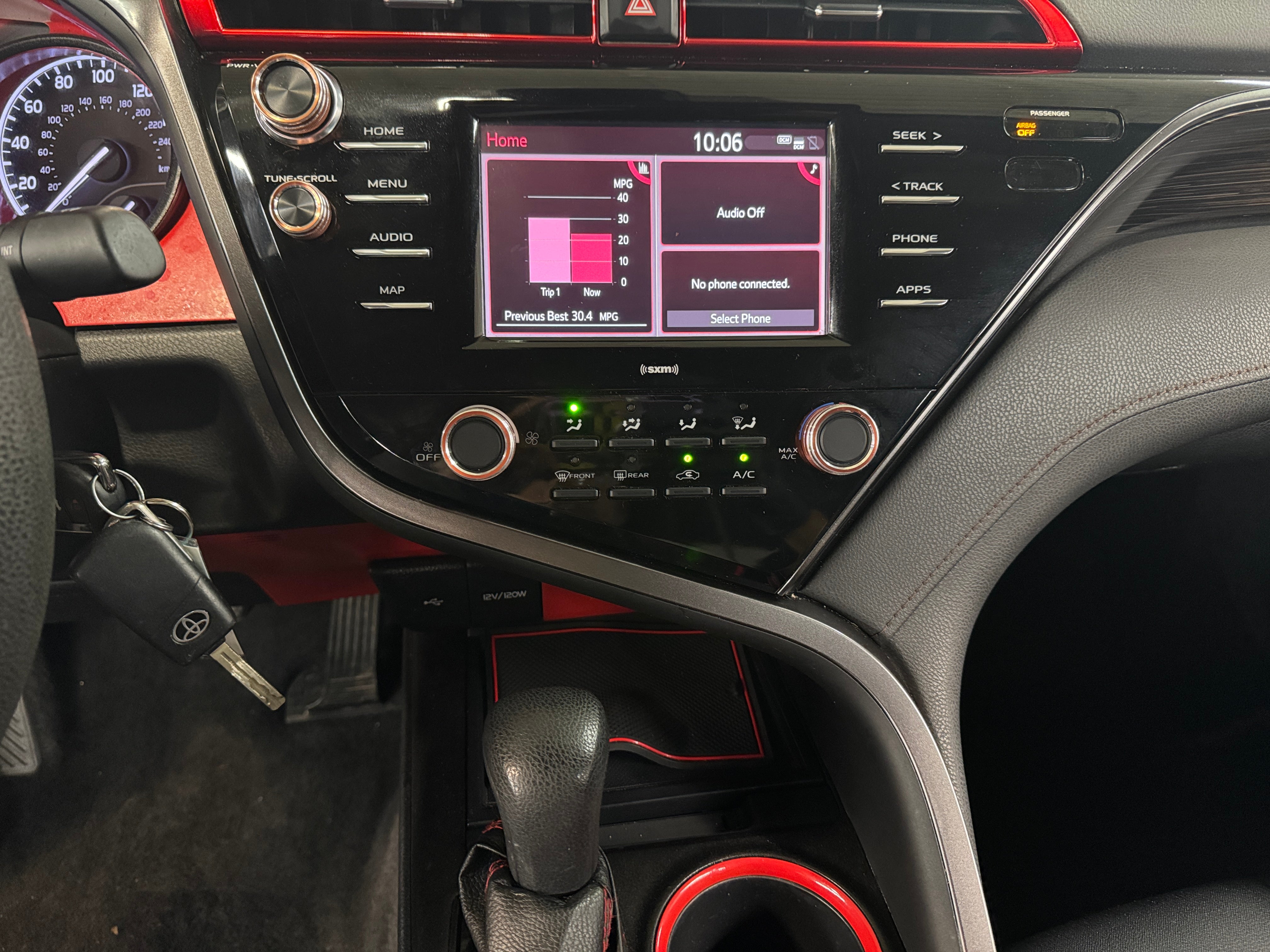 2020 Toyota Camry LE 4