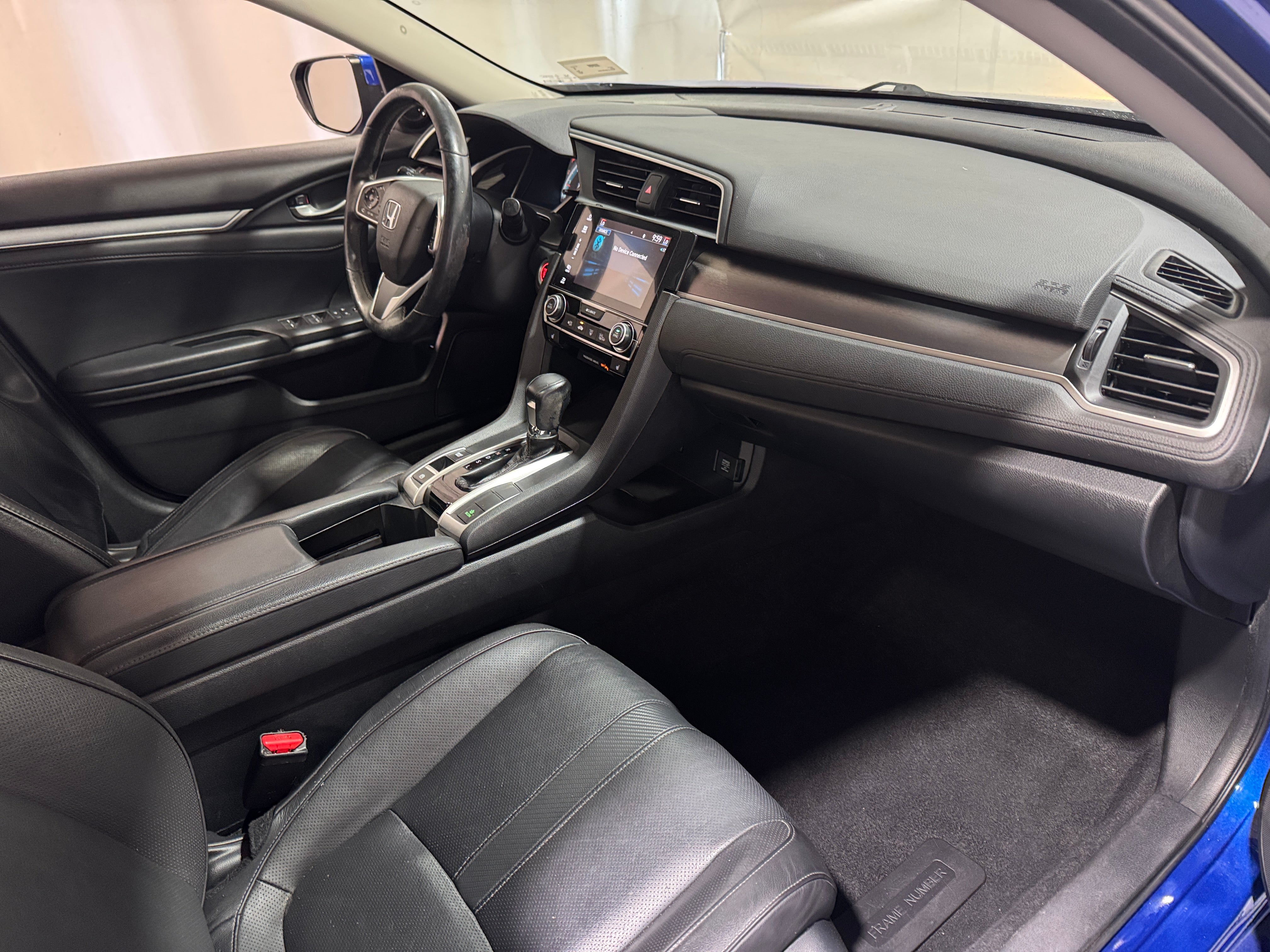 2017 Honda Civic EX-L 2